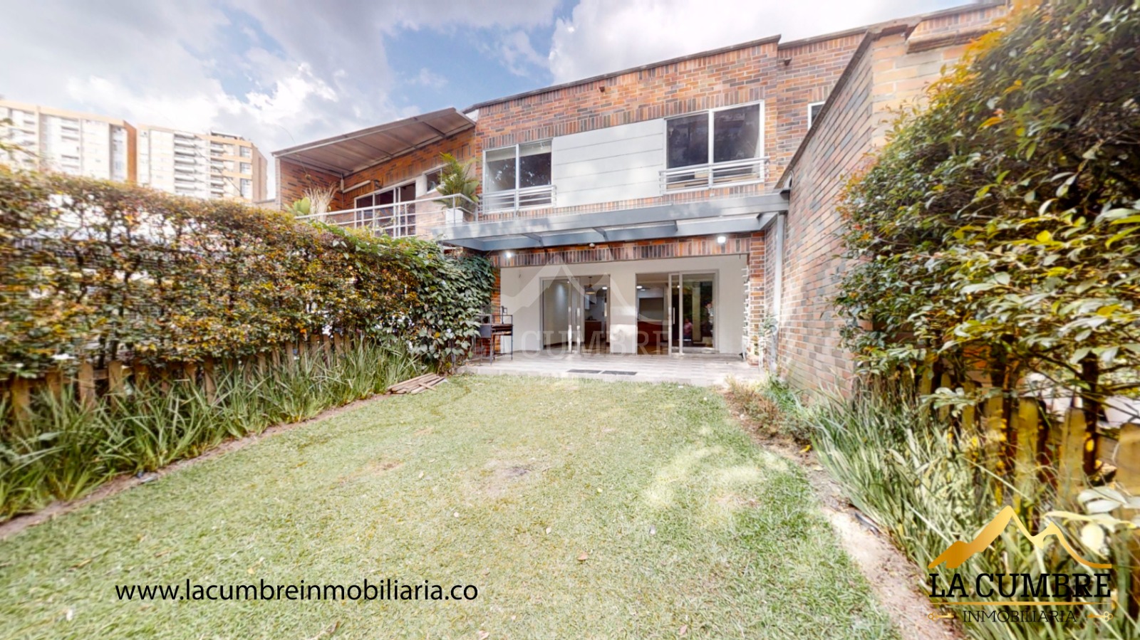 Apartamento en arriendo en Zuñiga, Envigado en Loma El Atravesado