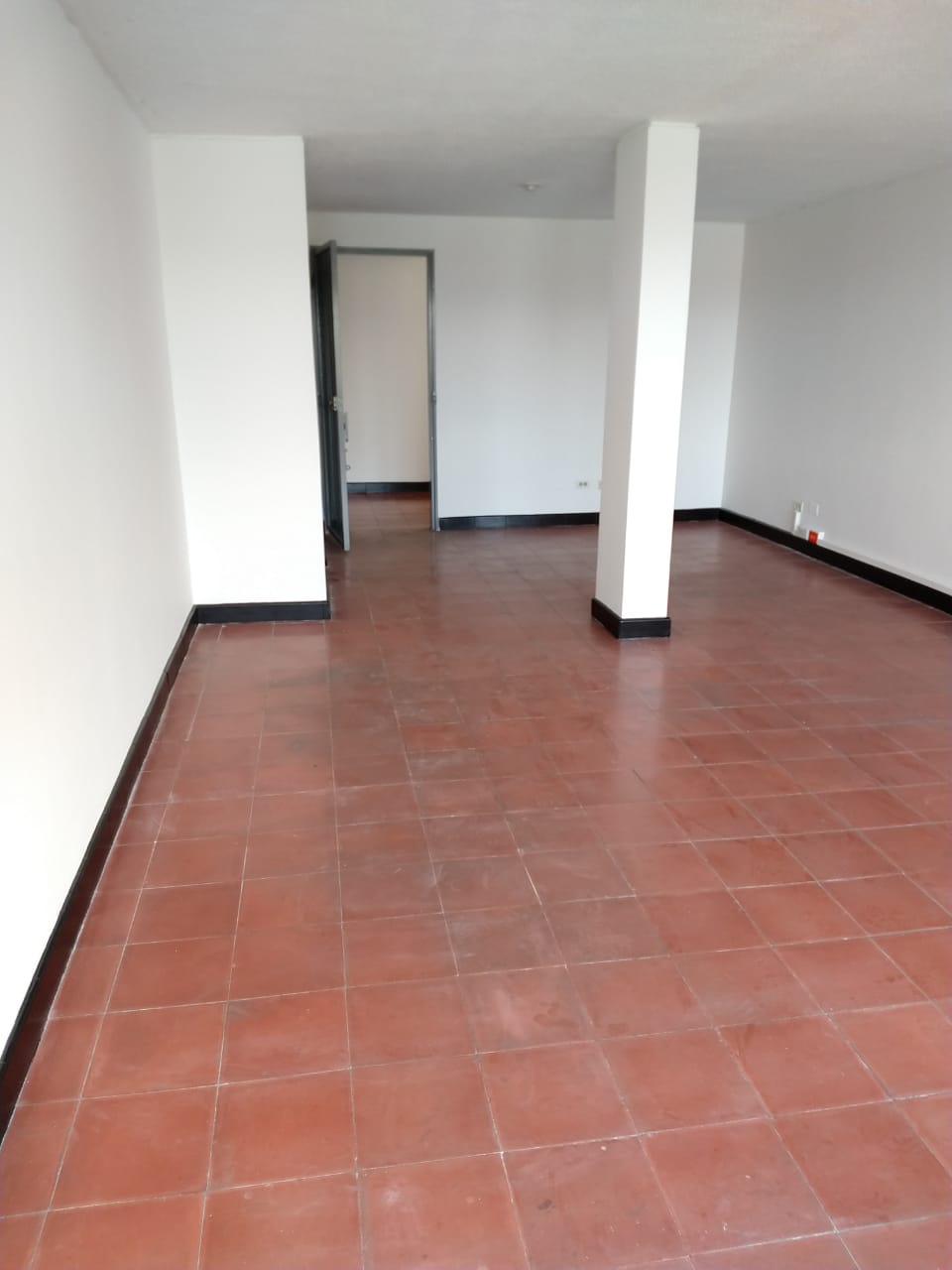 Oficina en arriendo en Garcia Rovira, Bucaramanga, 40 m² · foto 7 de 7