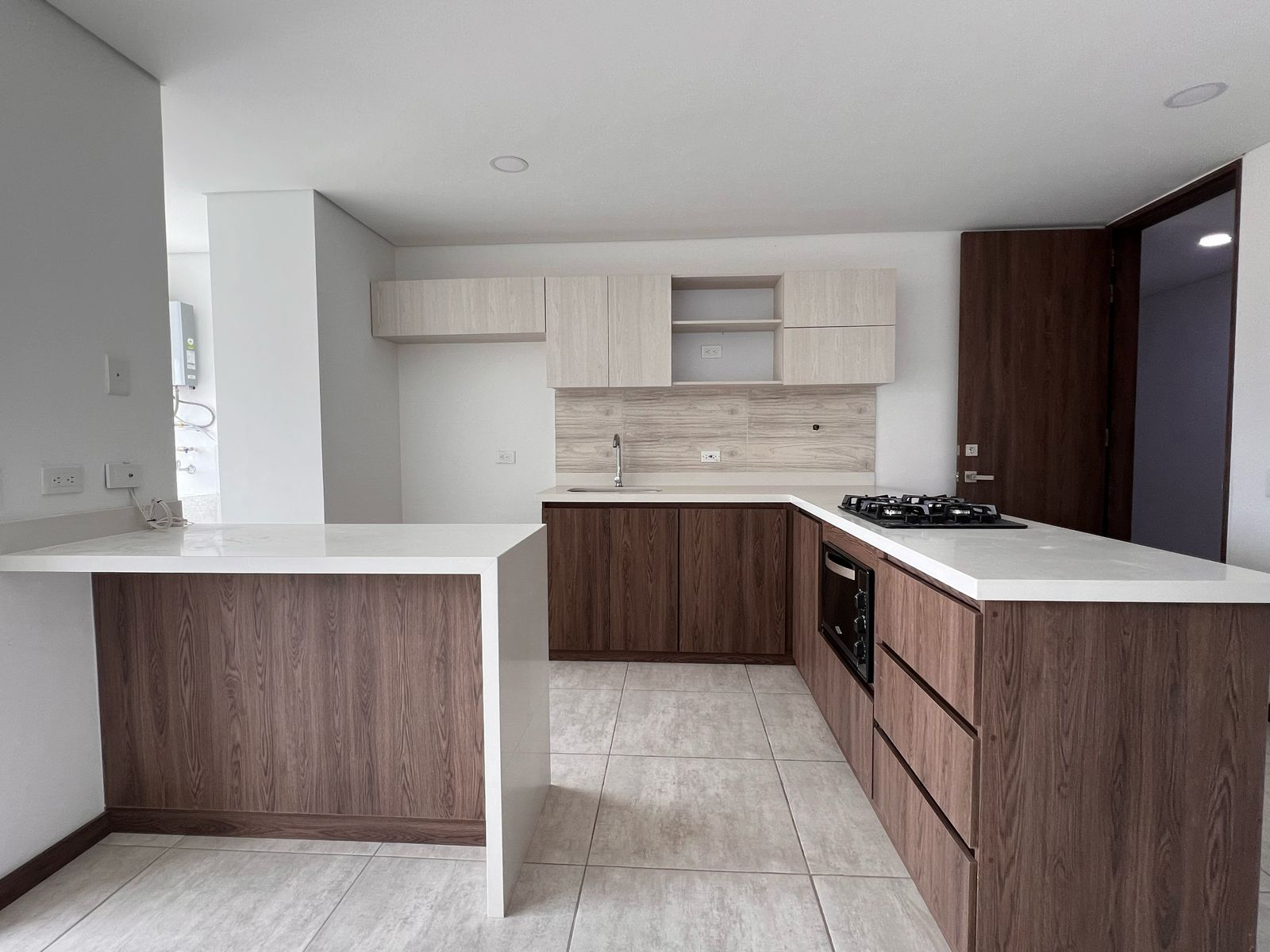 Apartamento de 2 alcobas en venta en El Porvenir, Rionegro, 87 m² · foto 3 de 10