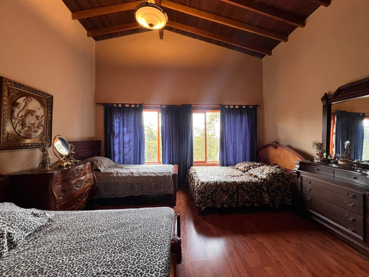 Casa de 6 alcobas en venta en El Porvenir, Rionegro, 550 m² · foto 10 de 18