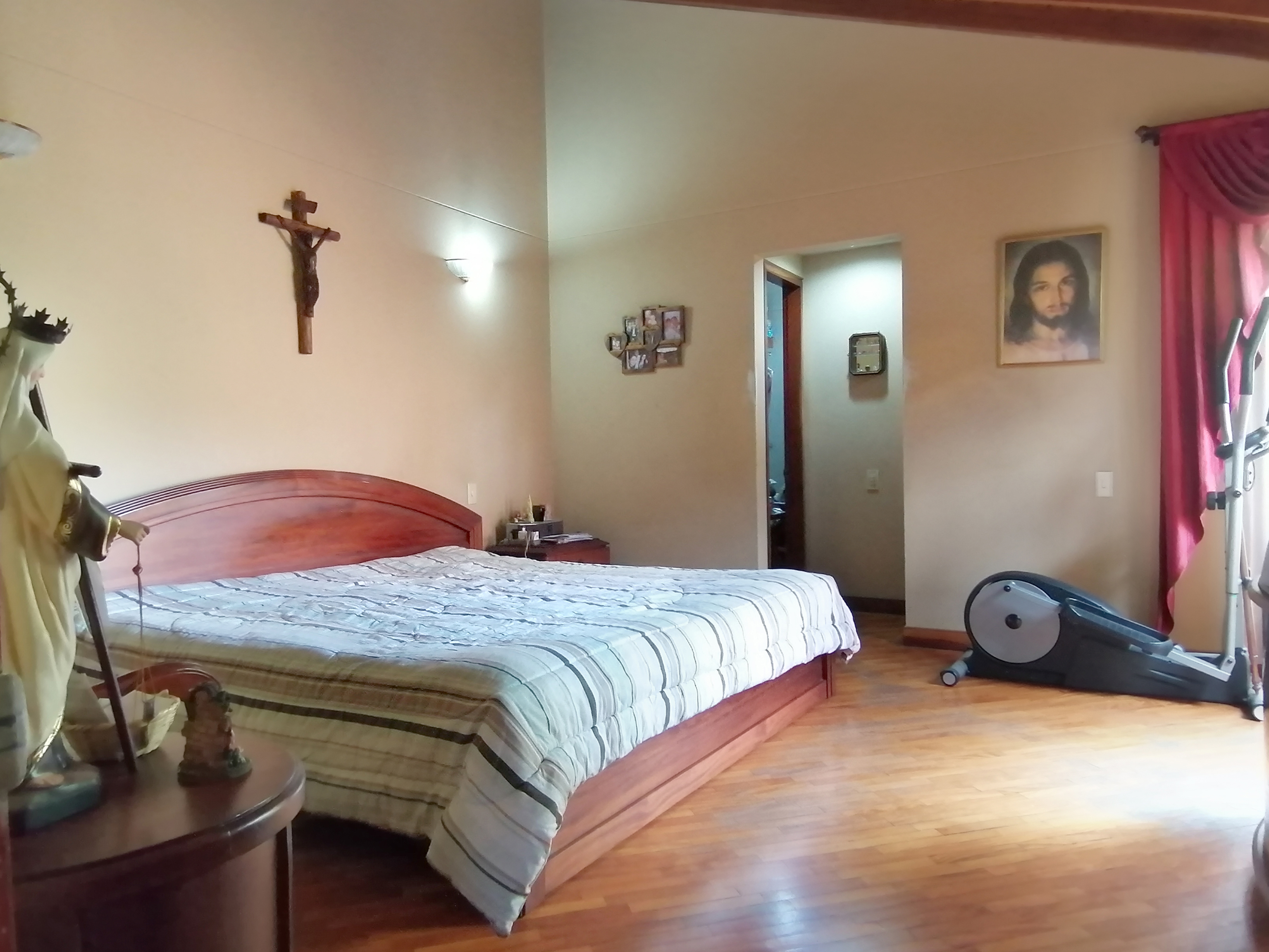 Casa de 4 alcobas en venta en Los Balsos, Medellín, 270 m² · foto 12 de 17