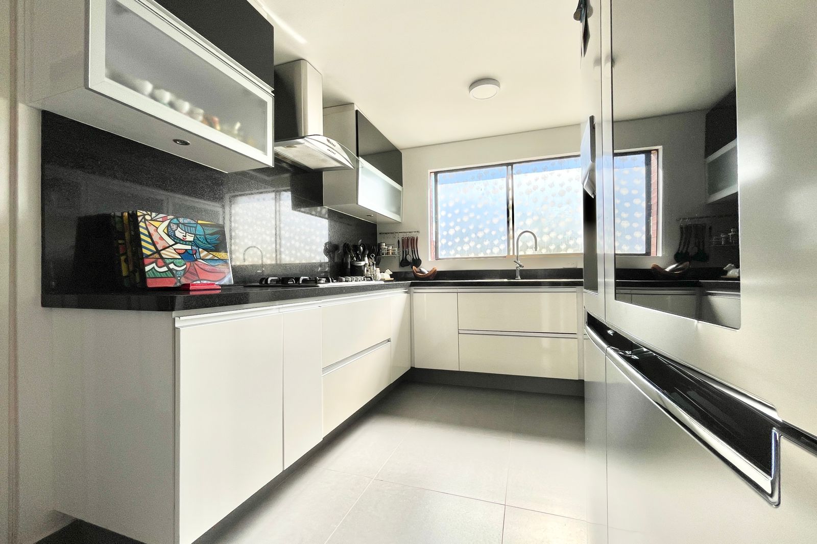 Apartamento de 4 alcobas en venta en Navarra, Bogotá, 253 m² · foto 12 de 24