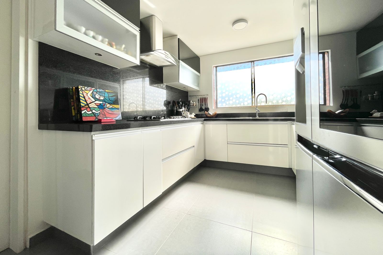 Apartamento de 4 alcobas en venta en Navarra, Bogotá, 253 m² · foto 13 de 24