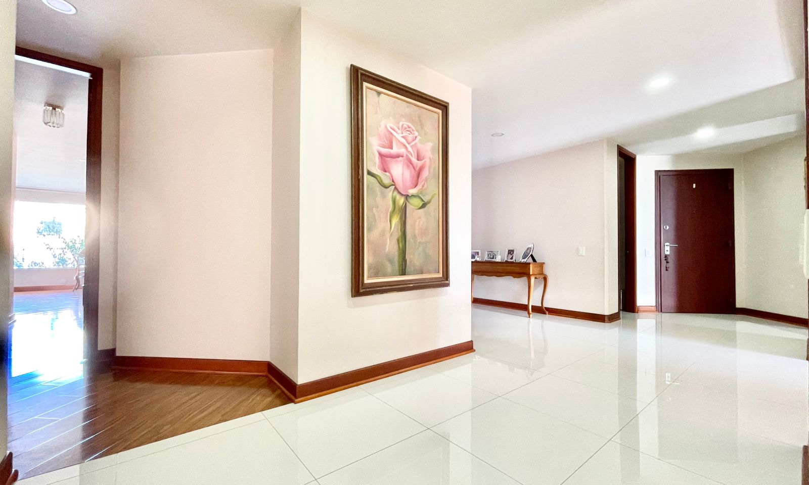 Apartamento de 4 alcobas en venta en Navarra, Bogotá, 253 m² · foto 14 de 24