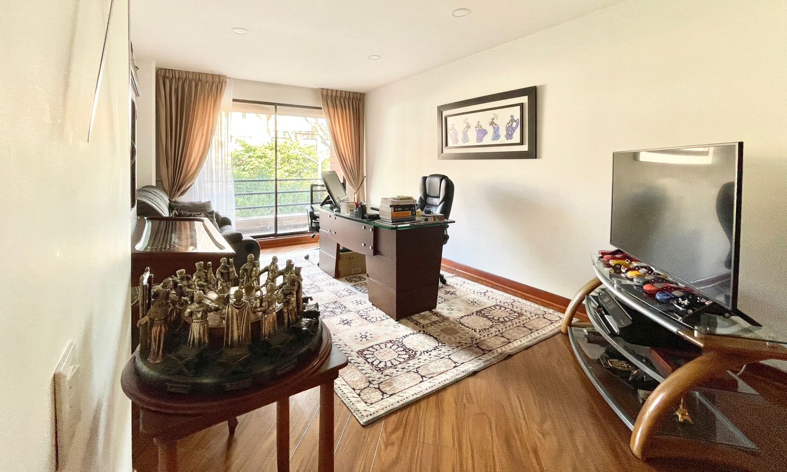 Apartamento de 4 alcobas en venta en Navarra, Bogotá, 253 m² · foto 16 de 24