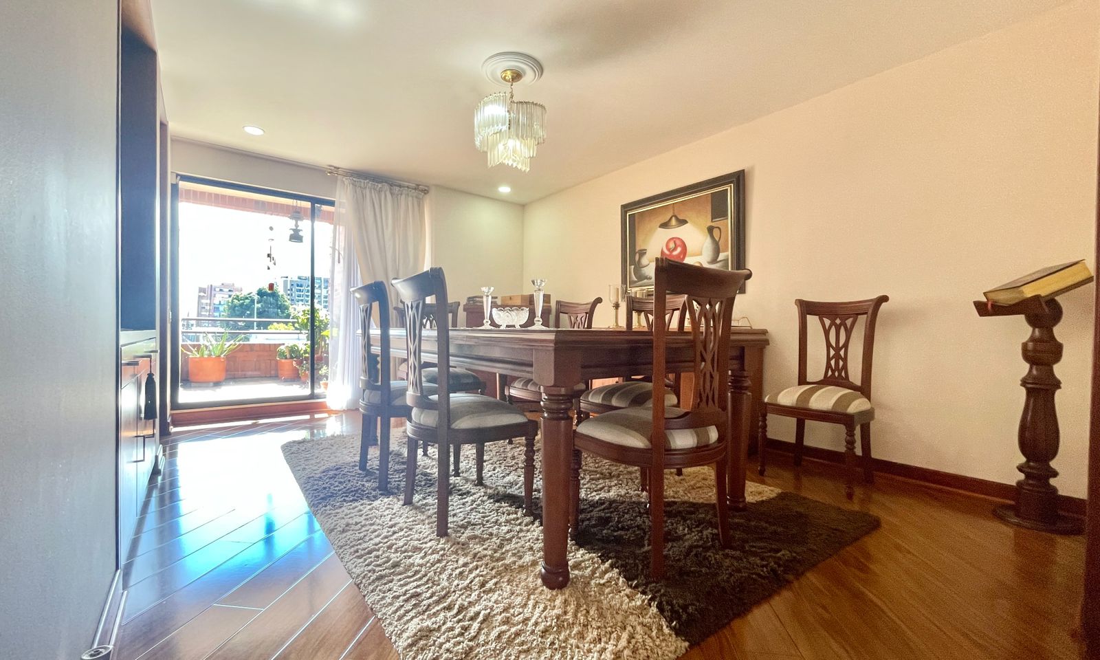 Apartamento de 4 alcobas en venta en Navarra, Bogotá, 253 m² · foto 4 de 24