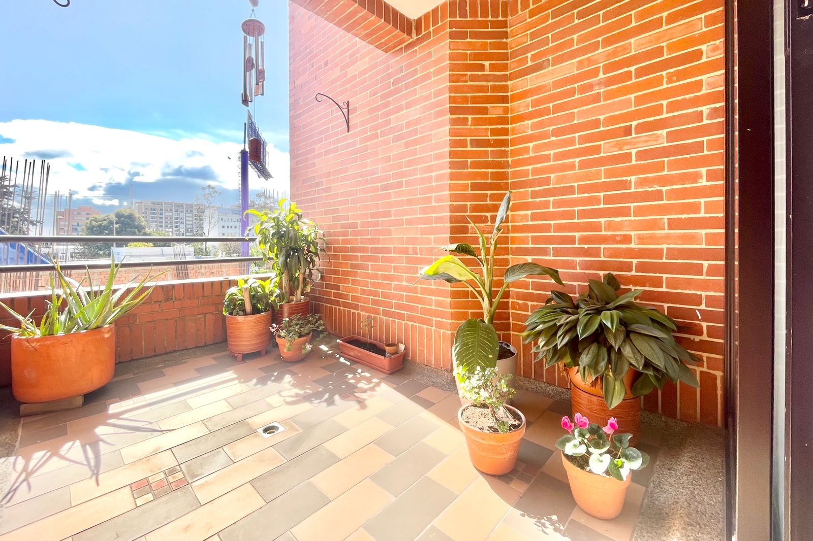 Apartamento de 4 alcobas en venta en Navarra, Bogotá, 253 m² · foto 5 de 24