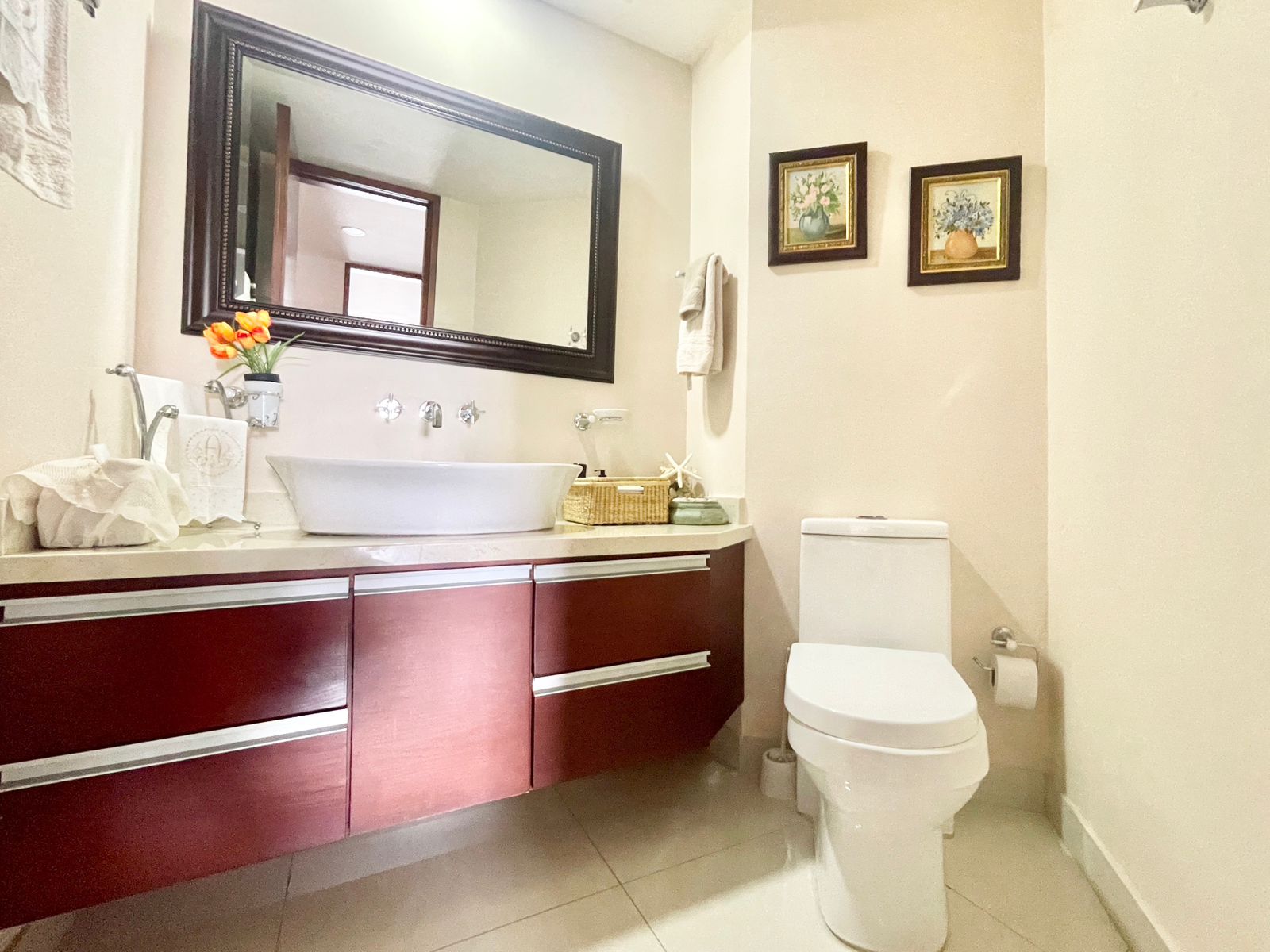 Apartamento de 4 alcobas en venta en Navarra, Bogotá, 253 m² · foto 7 de 24