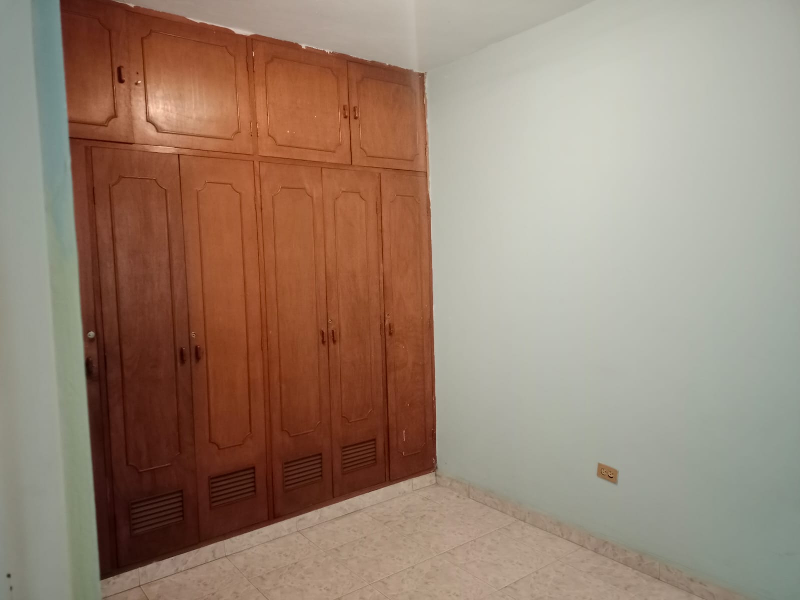 Casa de 11 alcobas en venta en Santa Elena, Cali, 215 m² · foto 21 de 24