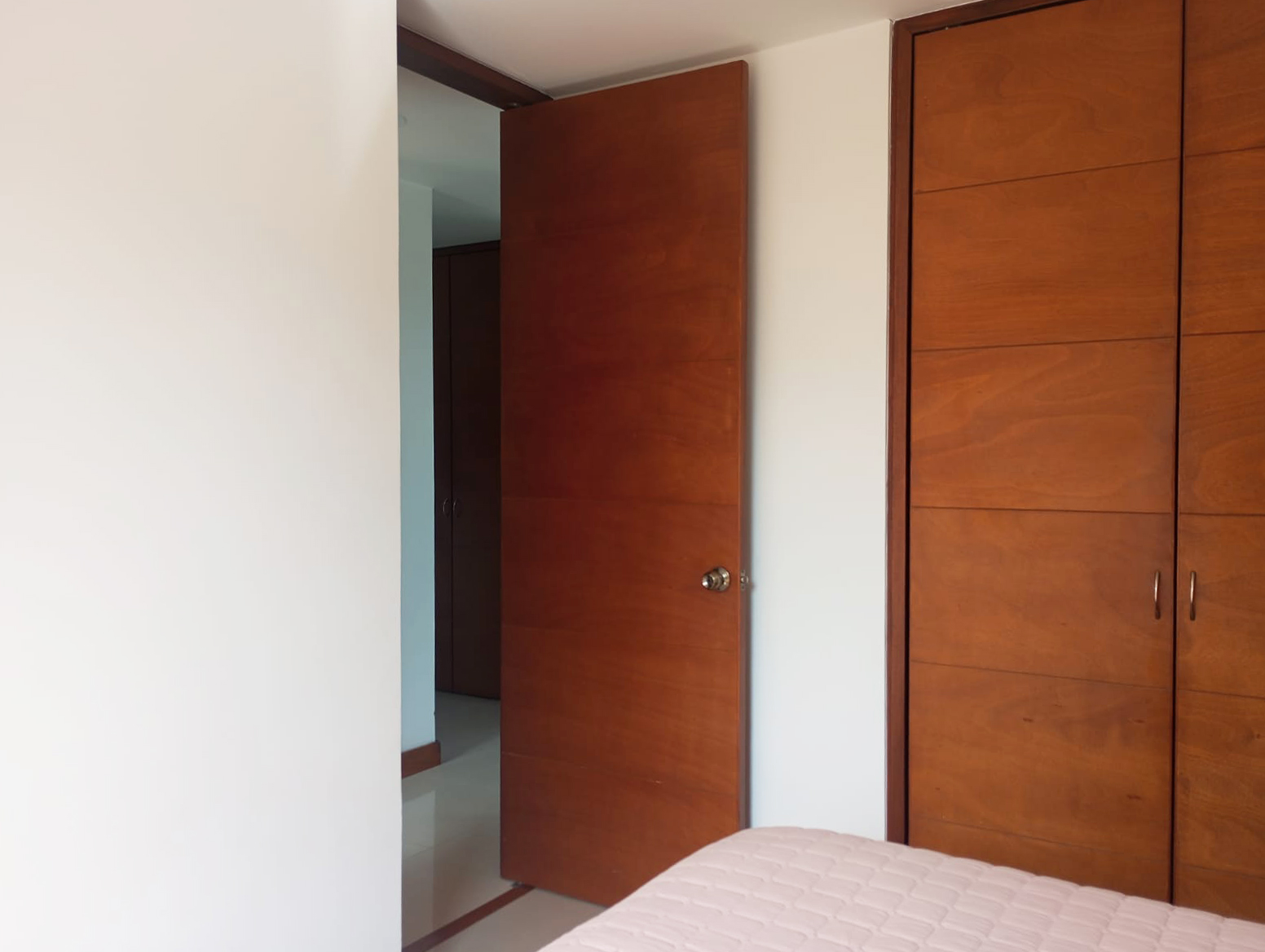 Apartamento en arriendo en Loma De Los Gonzalez, Medellín · foto 11 de 20