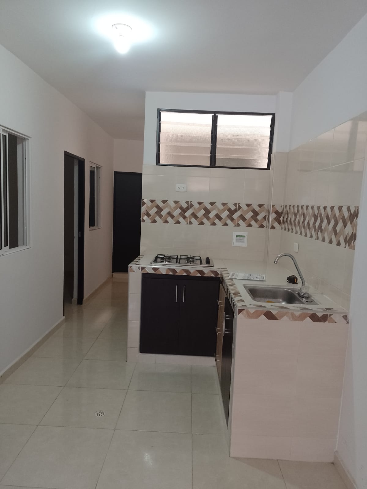 Apartamento de 3 alcobas en venta en Portal De Santana, Floridablanca, 60 m² · foto 4 de 7