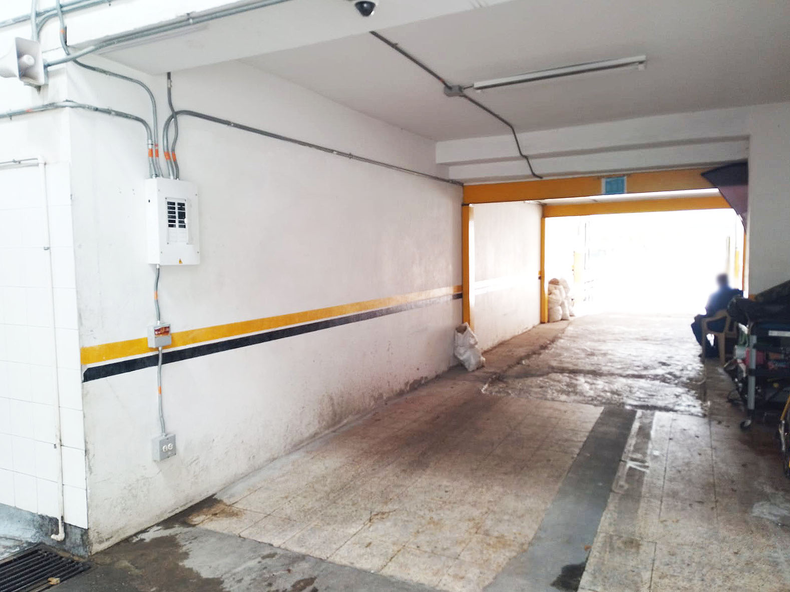 Bodega en venta en Conquistadores, Medellín, 350 m² · foto 4 de 8