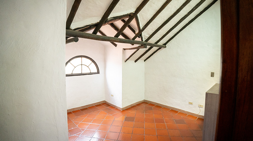 Casa de 5 alcobas en arriendo en Pueblo Viejo, Cota, 272 m² · foto 18 de 20