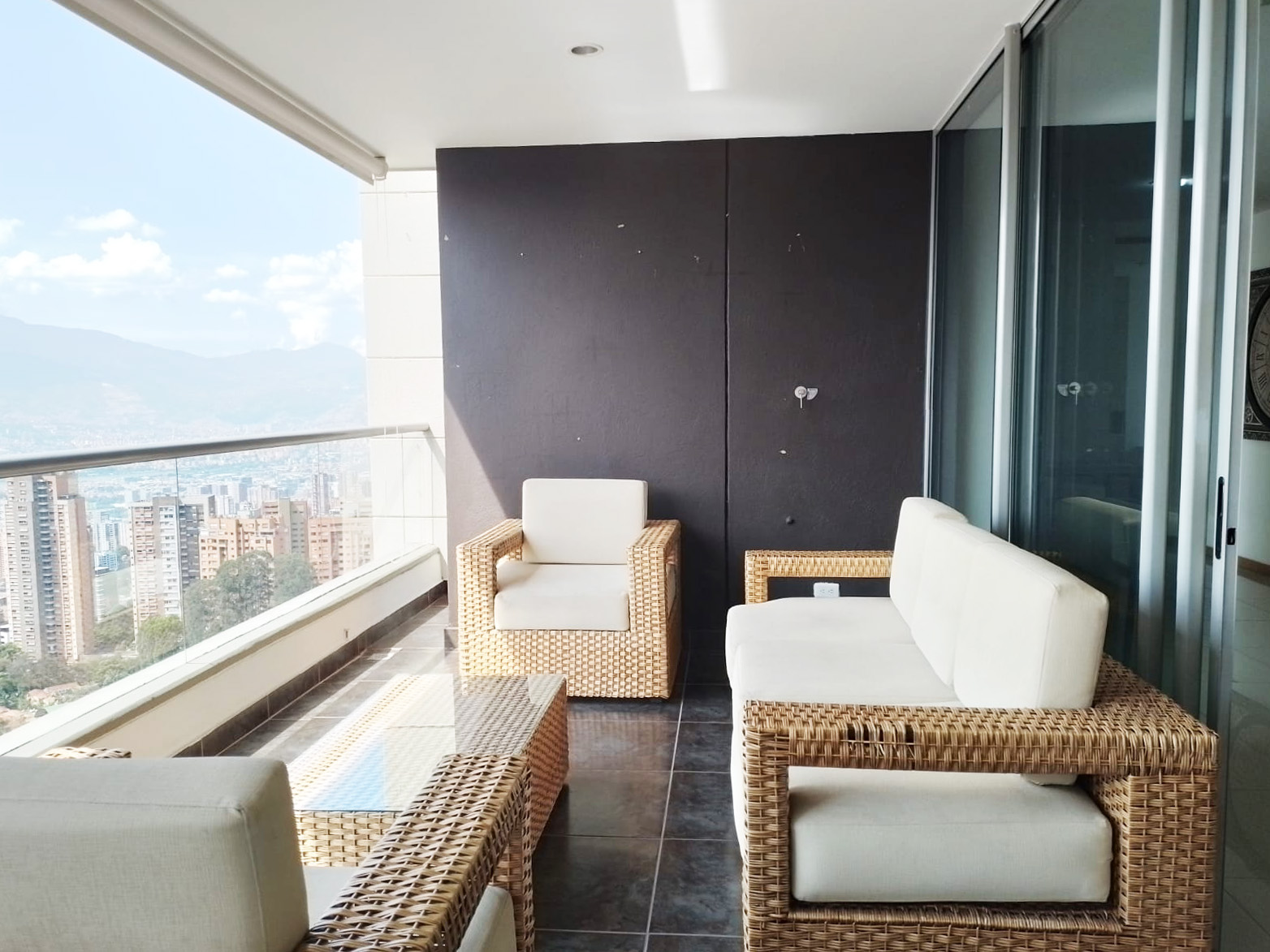 Apartamento de 2 alcobas en arriendo en El Tesoro, Medellín, 100 m² · foto 20 de 20