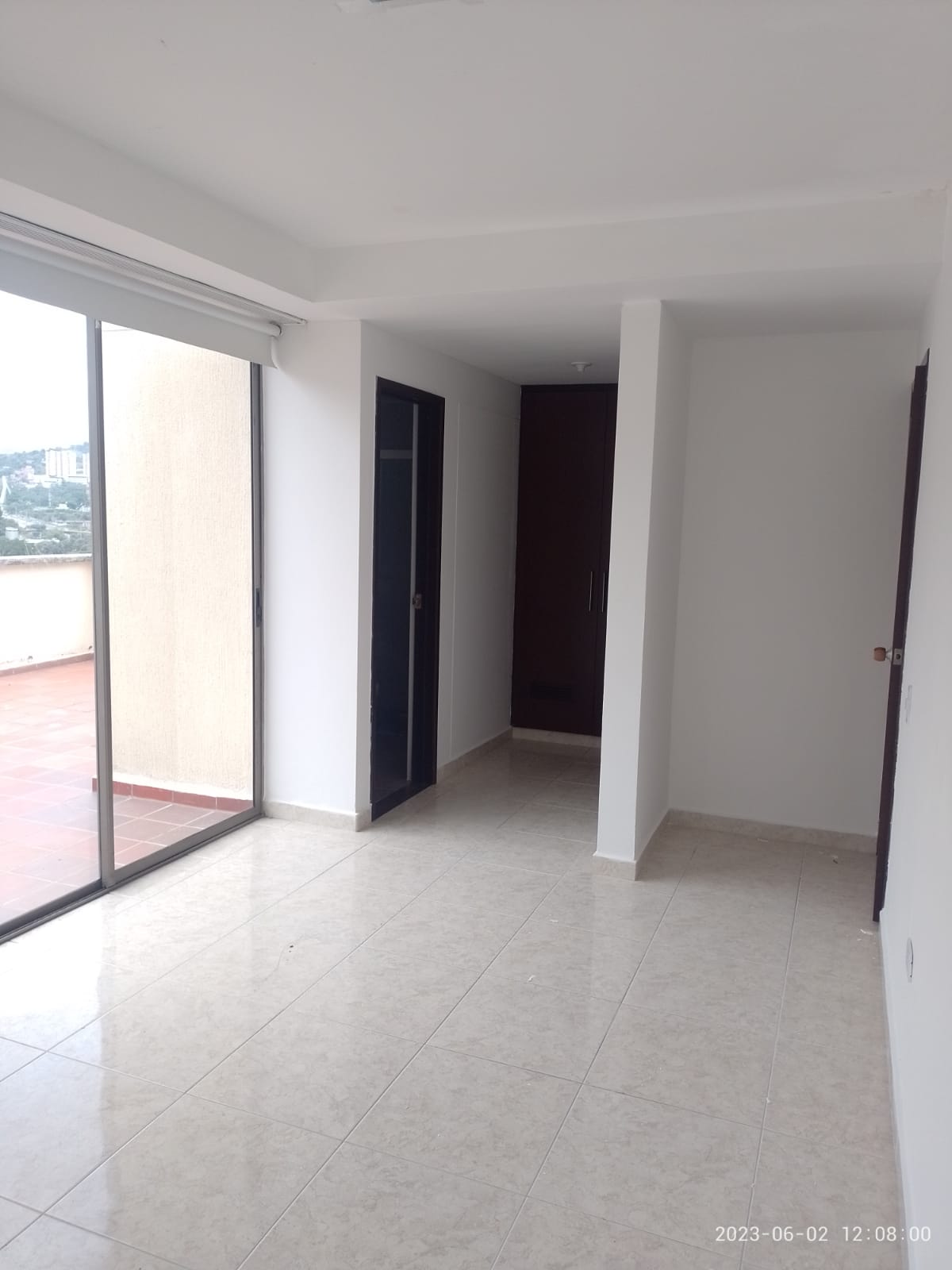Apartamento de 4 alcobas en venta en Florida Del Country, Floridablanca, 172 m² · foto 5 de 24