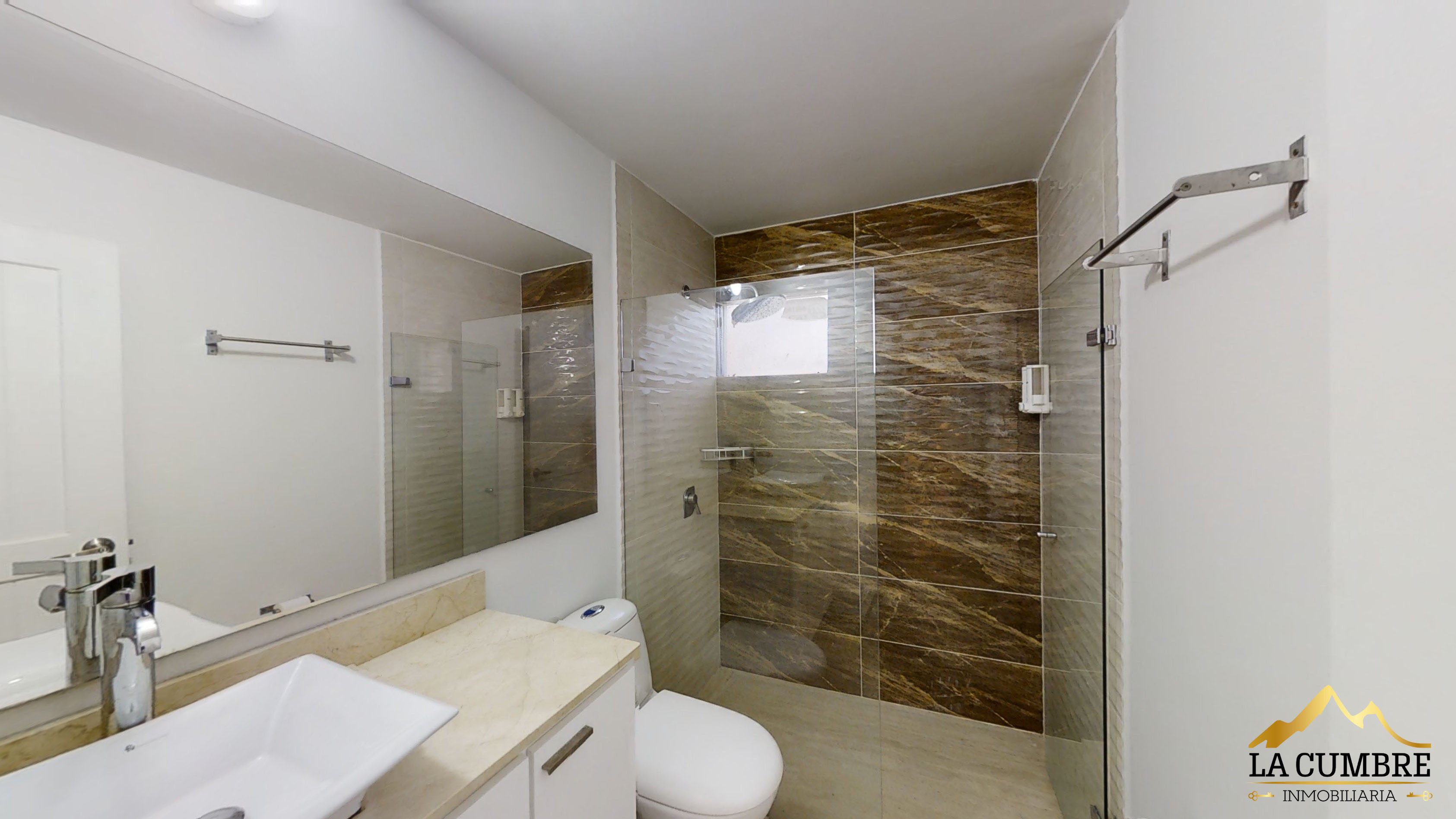 Casa de 4 alcobas en venta en San Lucas, Medellín, 420 m² · foto 10 de 17