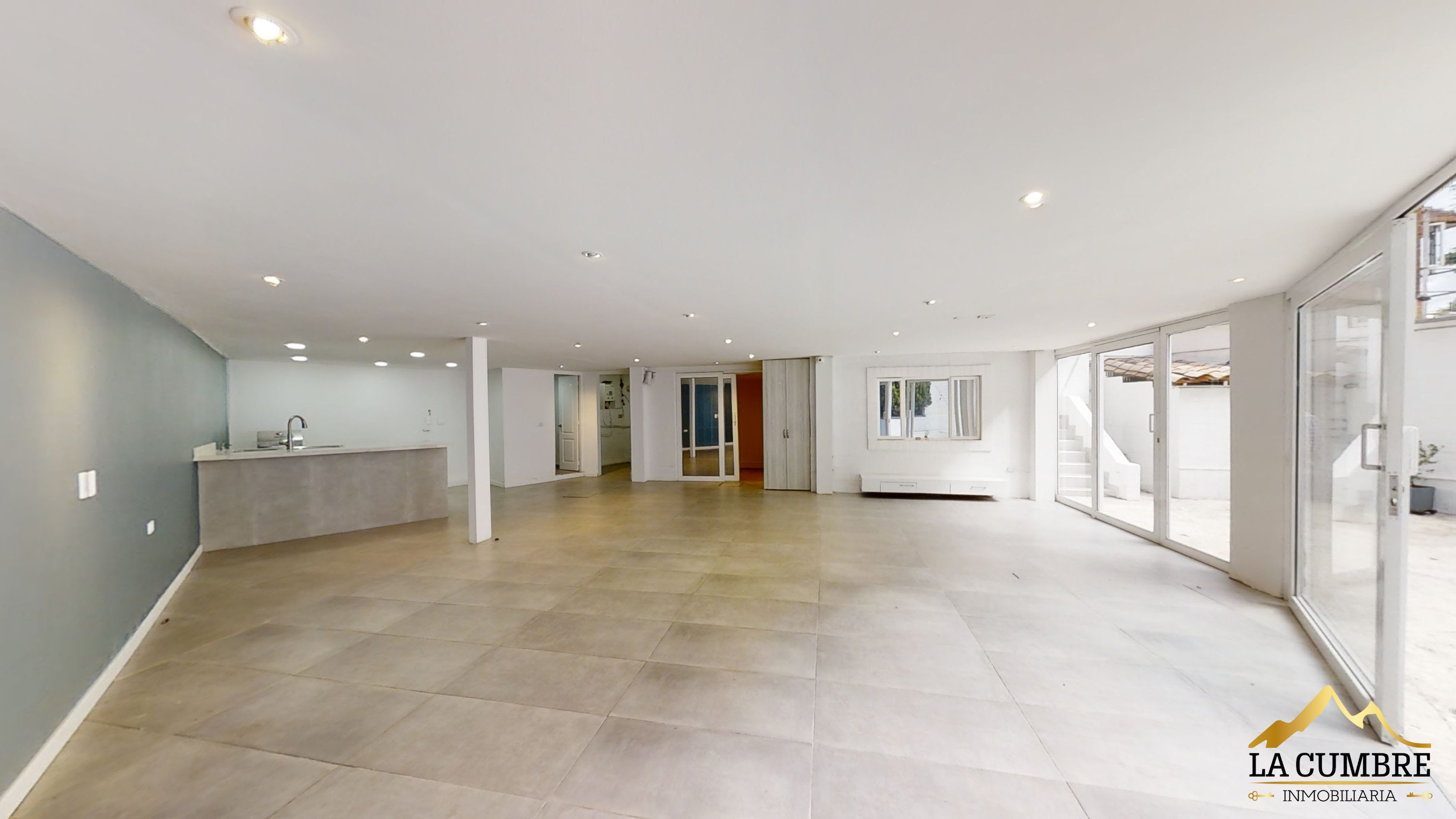 Casa de 4 alcobas en venta en San Lucas, Medellín, 420 m² · foto 16 de 17