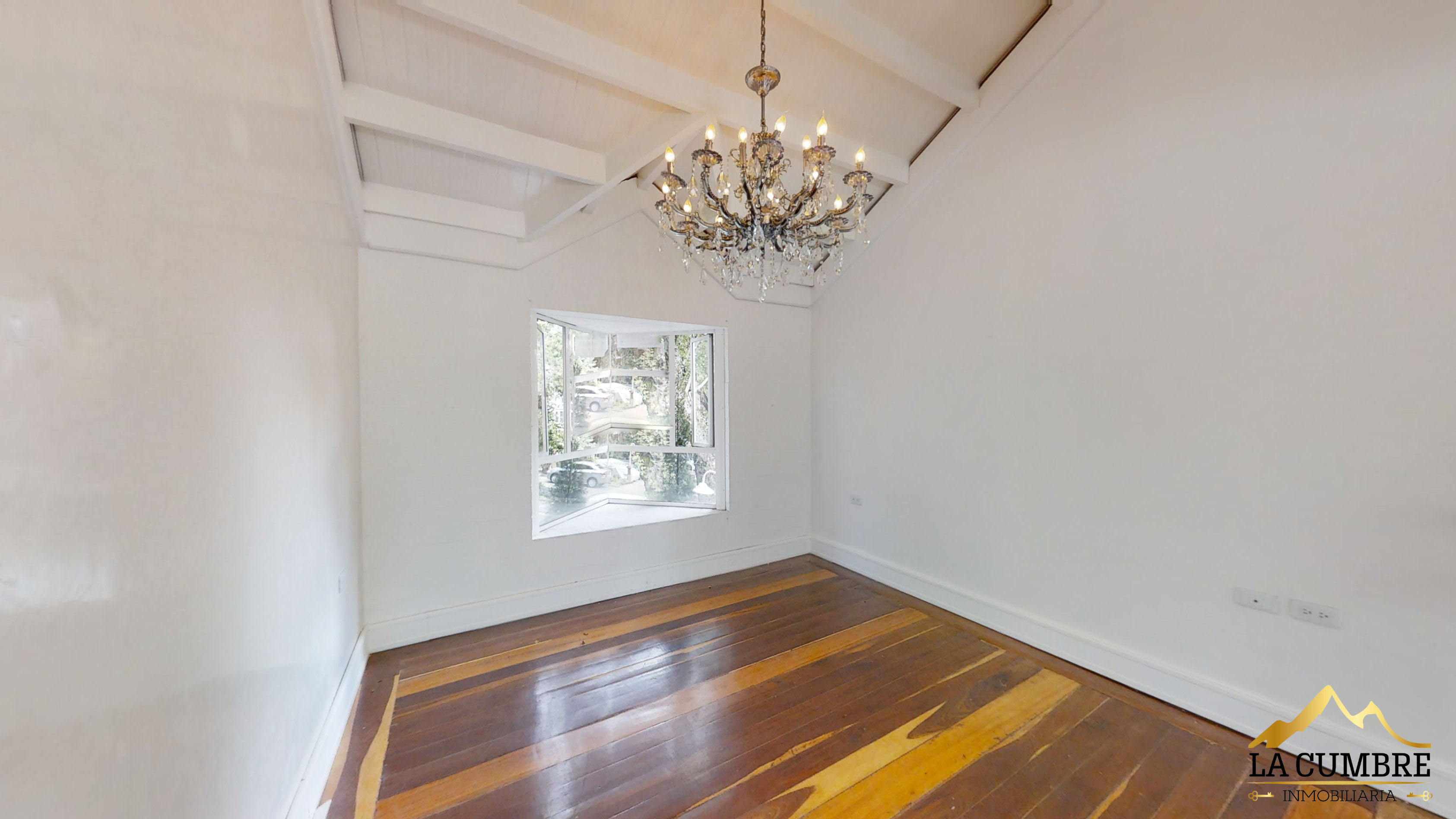 Casa de 4 alcobas en venta en San Lucas, Medellín, 420 m² · foto 4 de 17