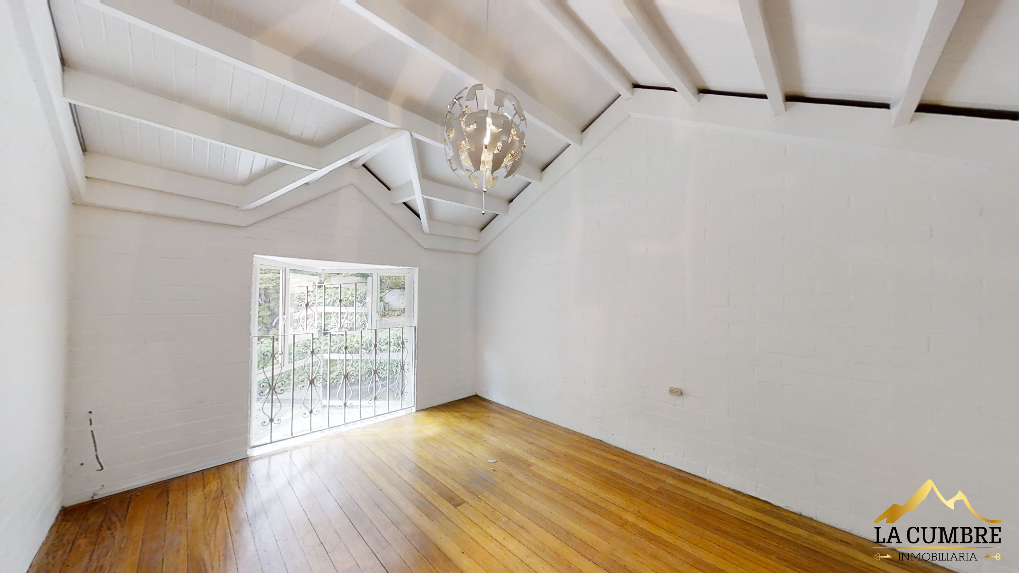 Casa de 4 alcobas en venta en San Lucas, Medellín, 420 m² · foto 7 de 17