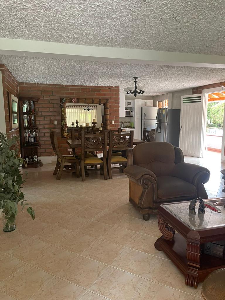 Finca en venta en Berracal, Guarne, 4700 m² · foto 6 de 13