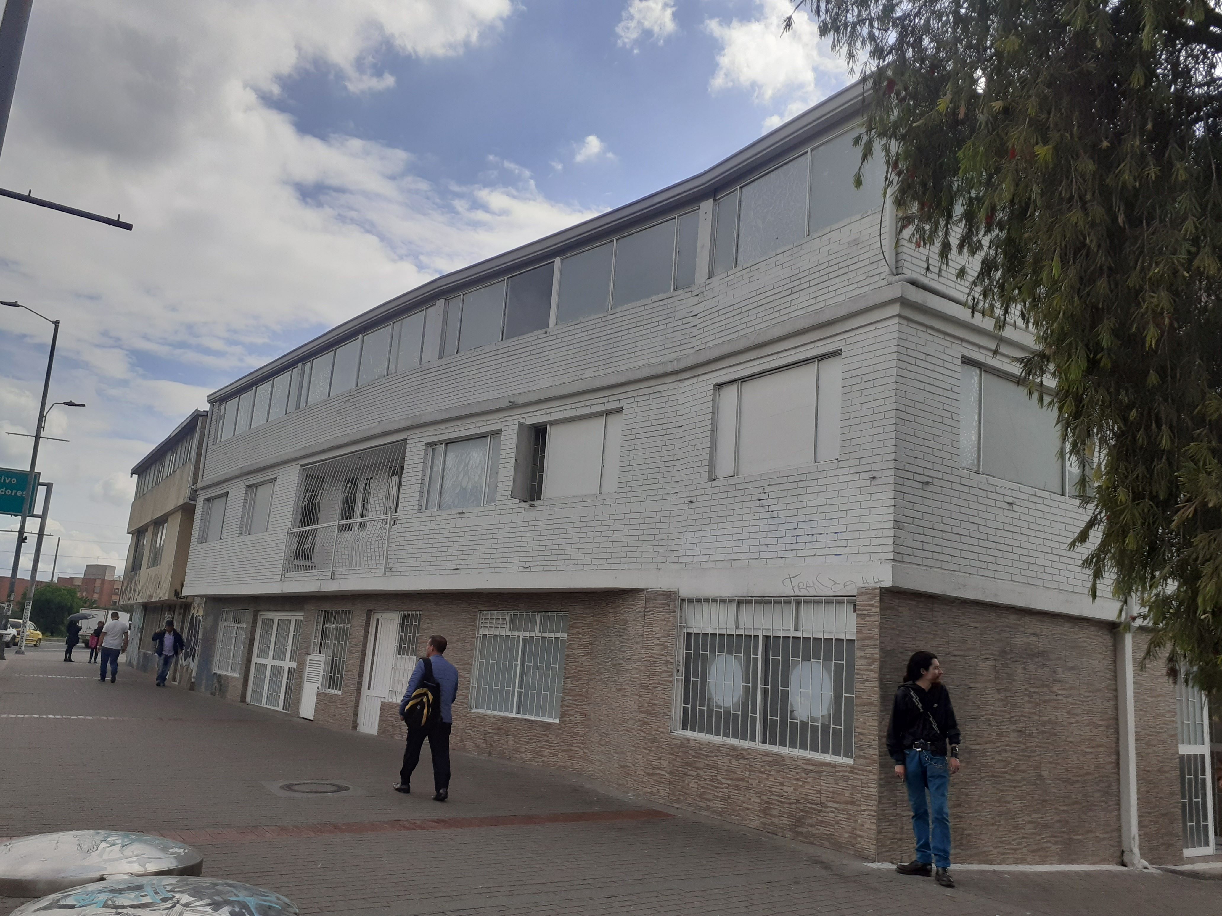 Casa en venta en Mandalay, Bogotá · foto 2 de 20