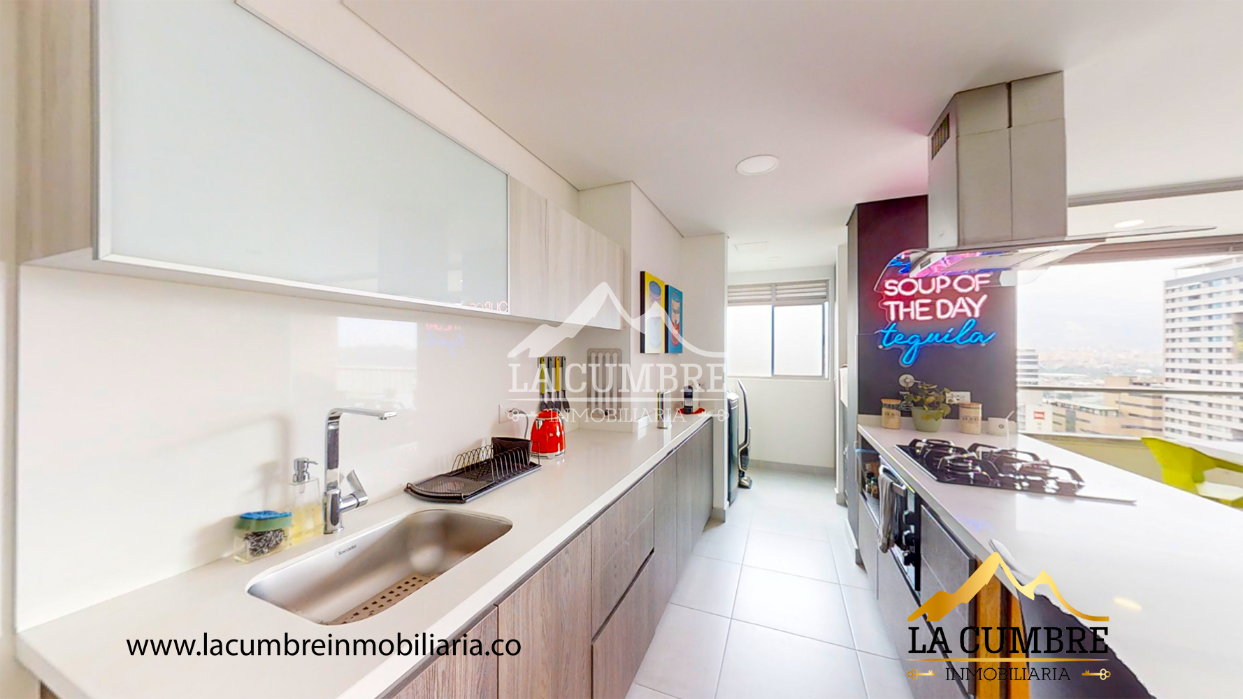 Apartamento en arriendo en Ciudad Del Río, Medellín · foto 4 de 15