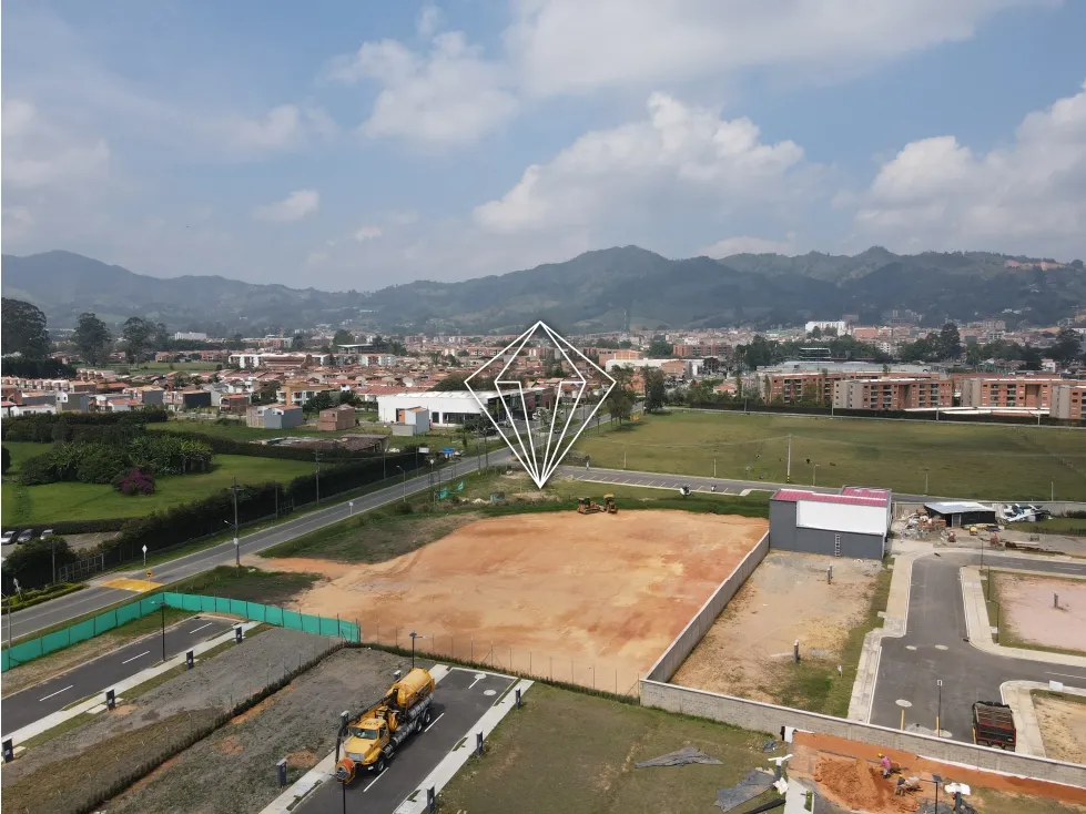 Lote en venta en Lomitas, La Ceja, 560 m² · foto 12 de 16