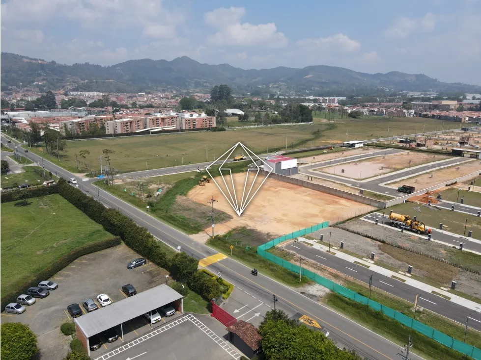 Lote en venta en Lomitas, La Ceja, 560 m² · foto 9 de 16