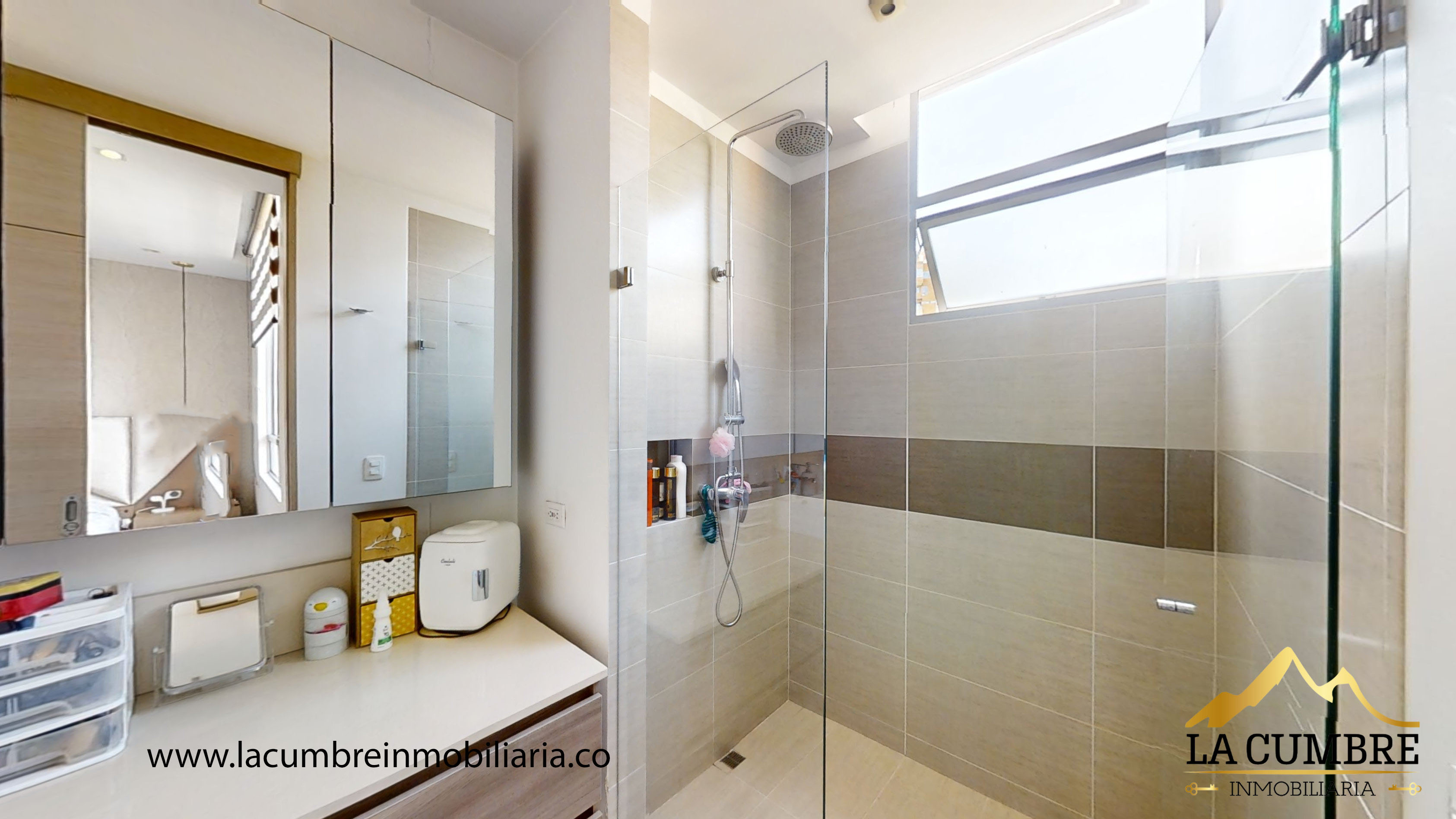 Apartamento de 3 alcobas en venta en La Florida, Medellín, 194 m² · foto 12 de 18