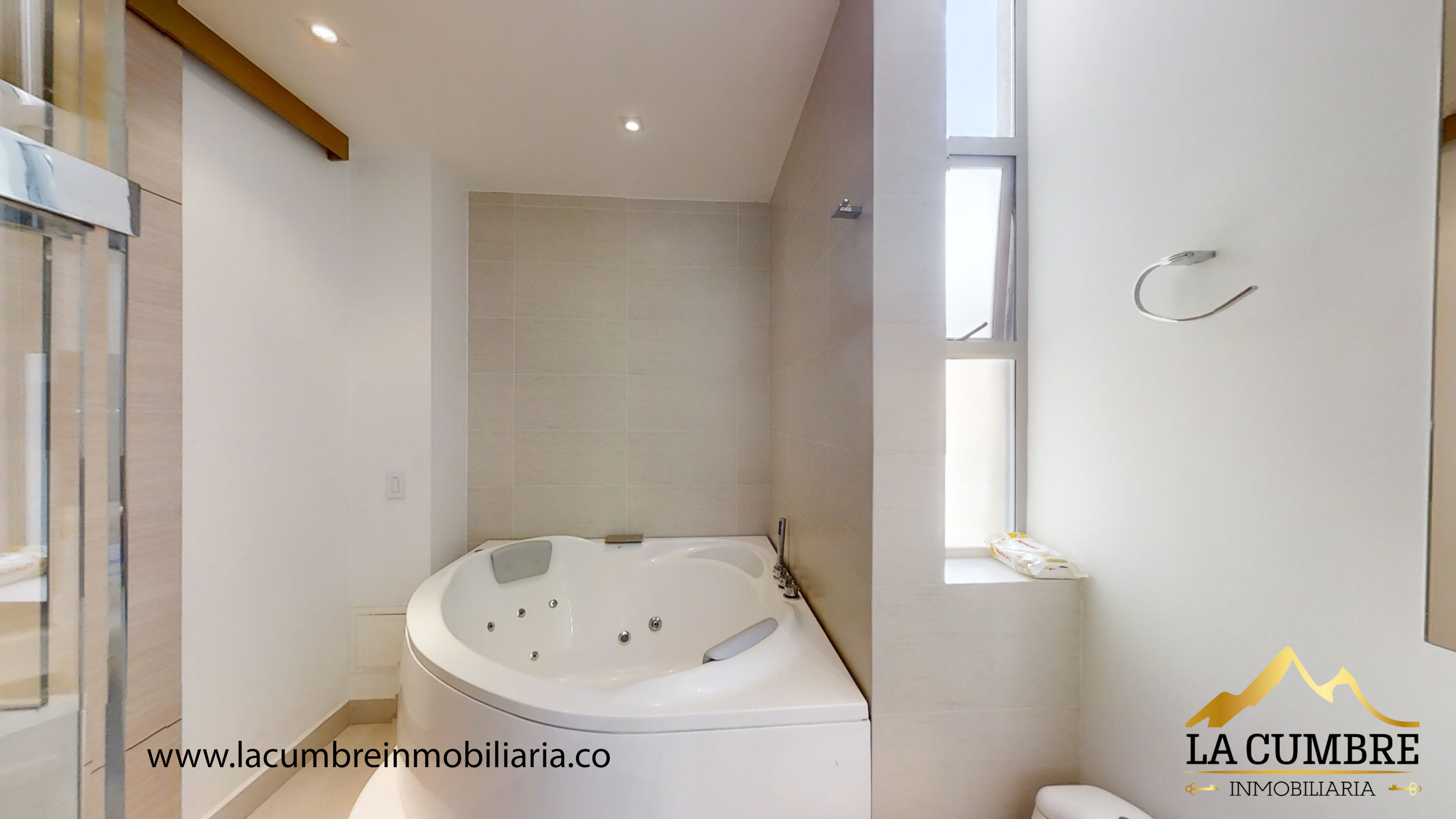 Apartamento de 3 alcobas en venta en La Florida, Medellín, 194 m² · foto 15 de 18