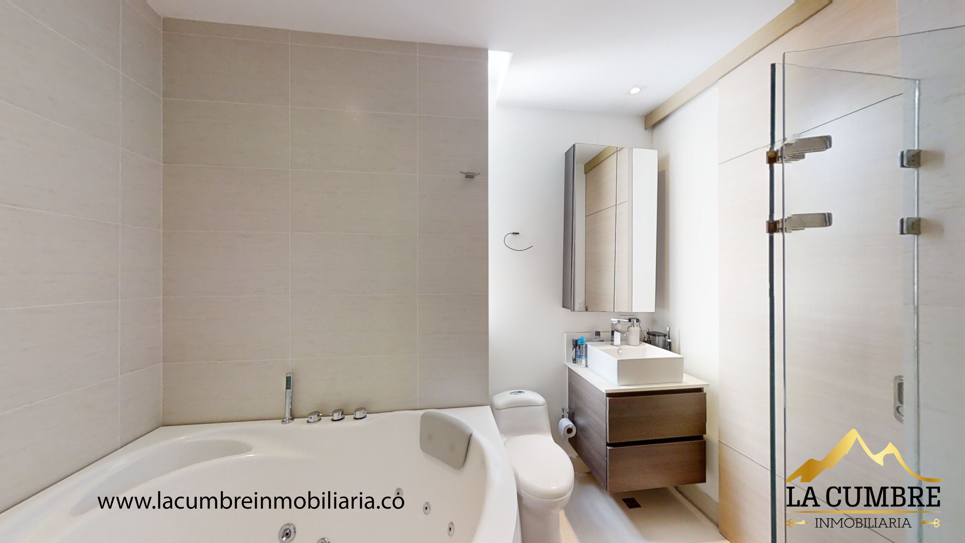 Apartamento de 3 alcobas en venta en La Florida, Medellín, 194 m² · foto 16 de 18