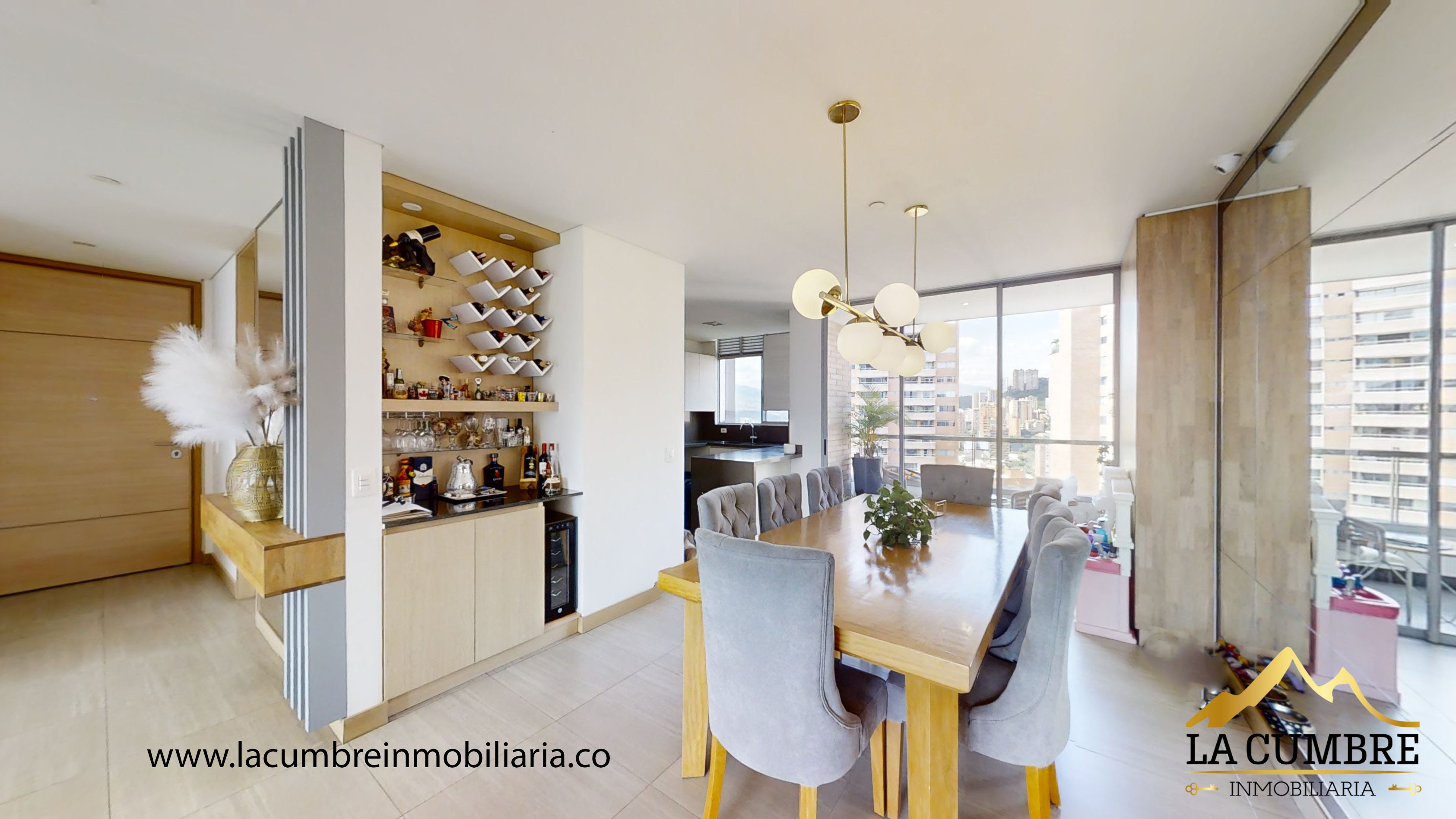Apartamento de 3 alcobas en venta en La Florida, Medellín, 194 m² · foto 4 de 18