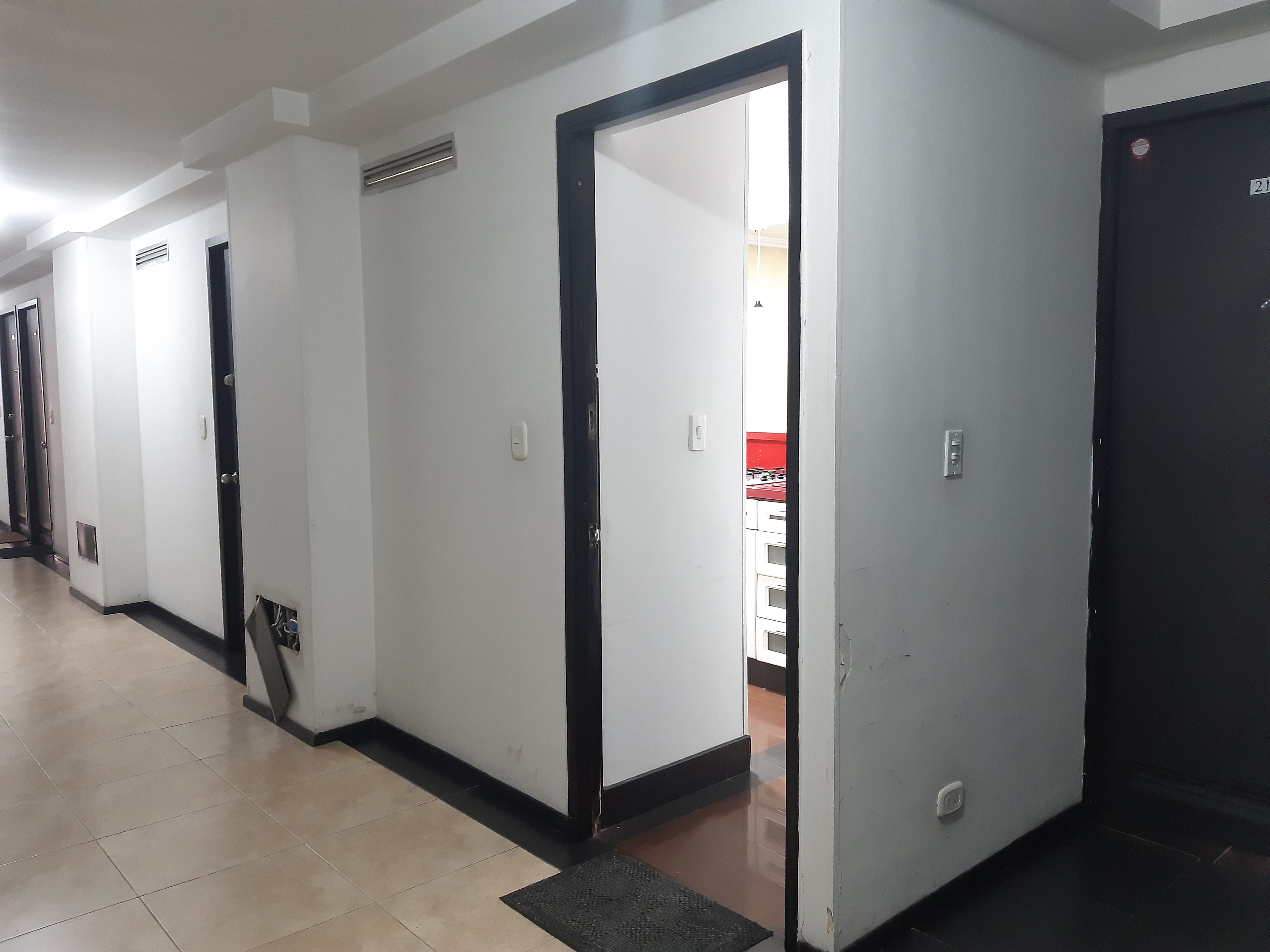 Apartaestudio en venta en Chapinero, Bogotá, 32 m² · foto 14 de 24