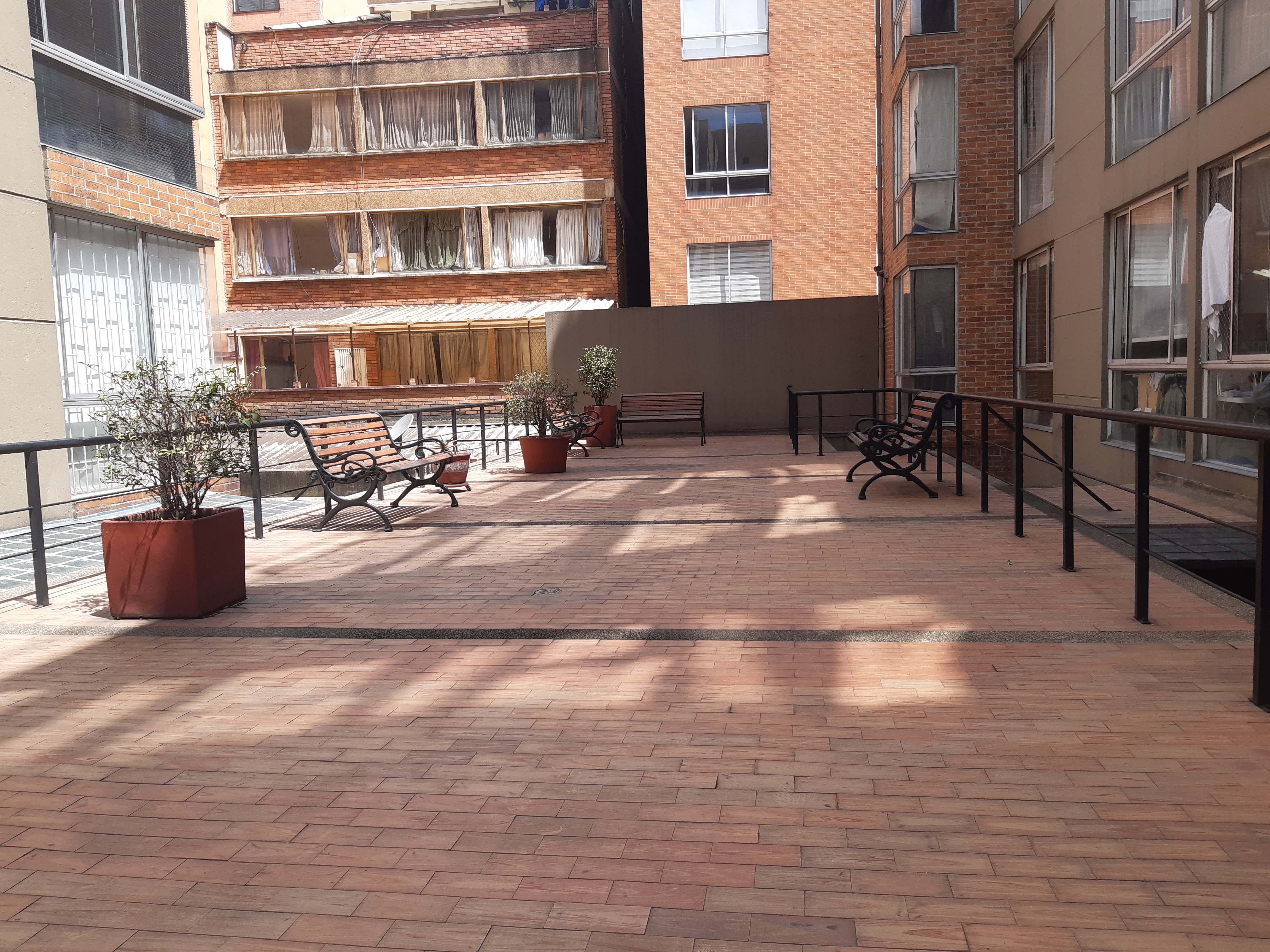 Apartaestudio en venta en Chapinero, Bogotá, 32 m² · foto 21 de 24