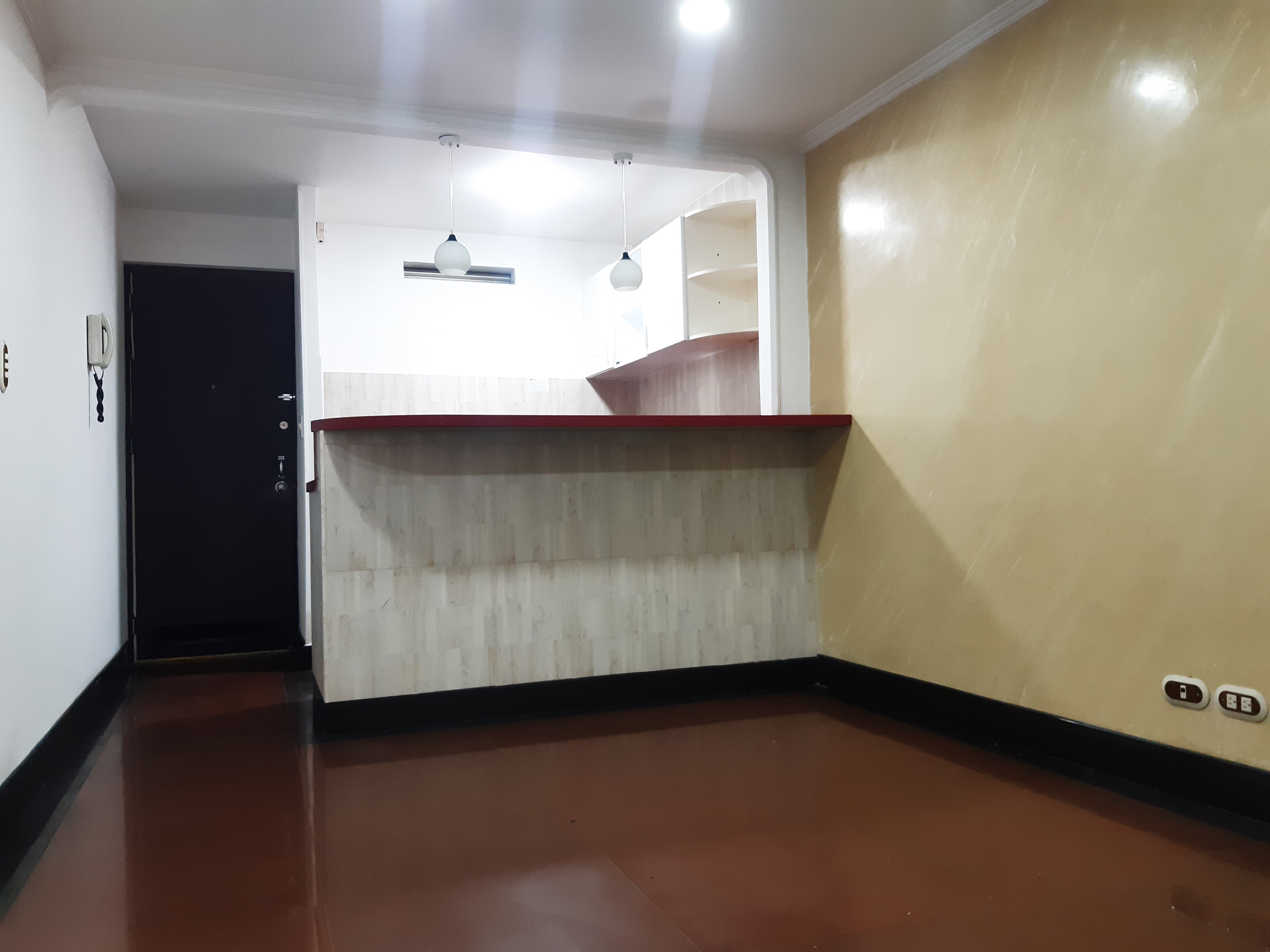 Apartaestudio en venta en Chapinero, Bogotá, 32 m² · foto 7 de 24
