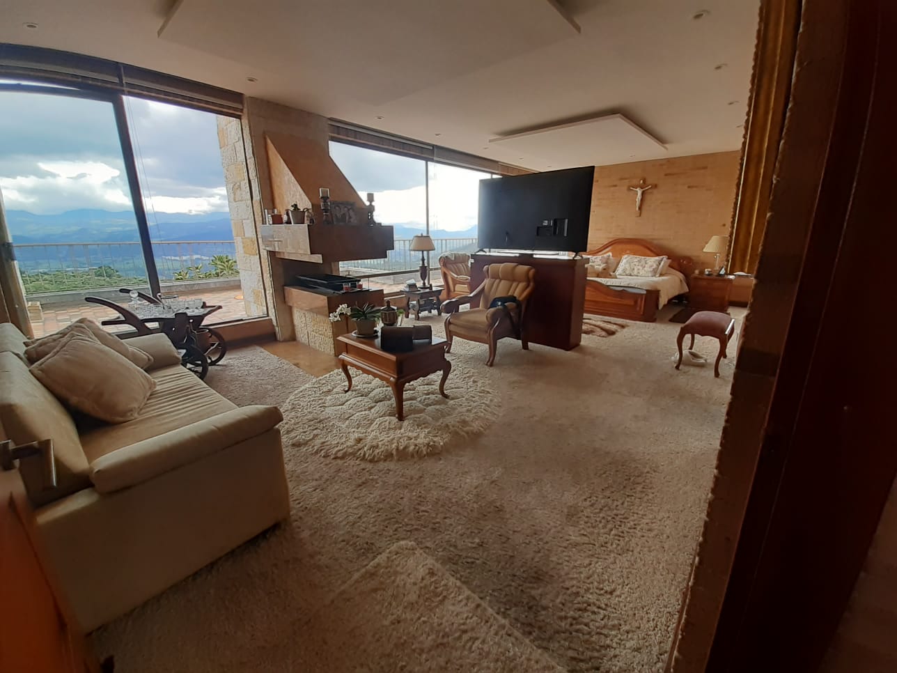 Casa de 5 alcobas en venta en Yerbabuena, Chía, 436 m² · foto 17 de 24
