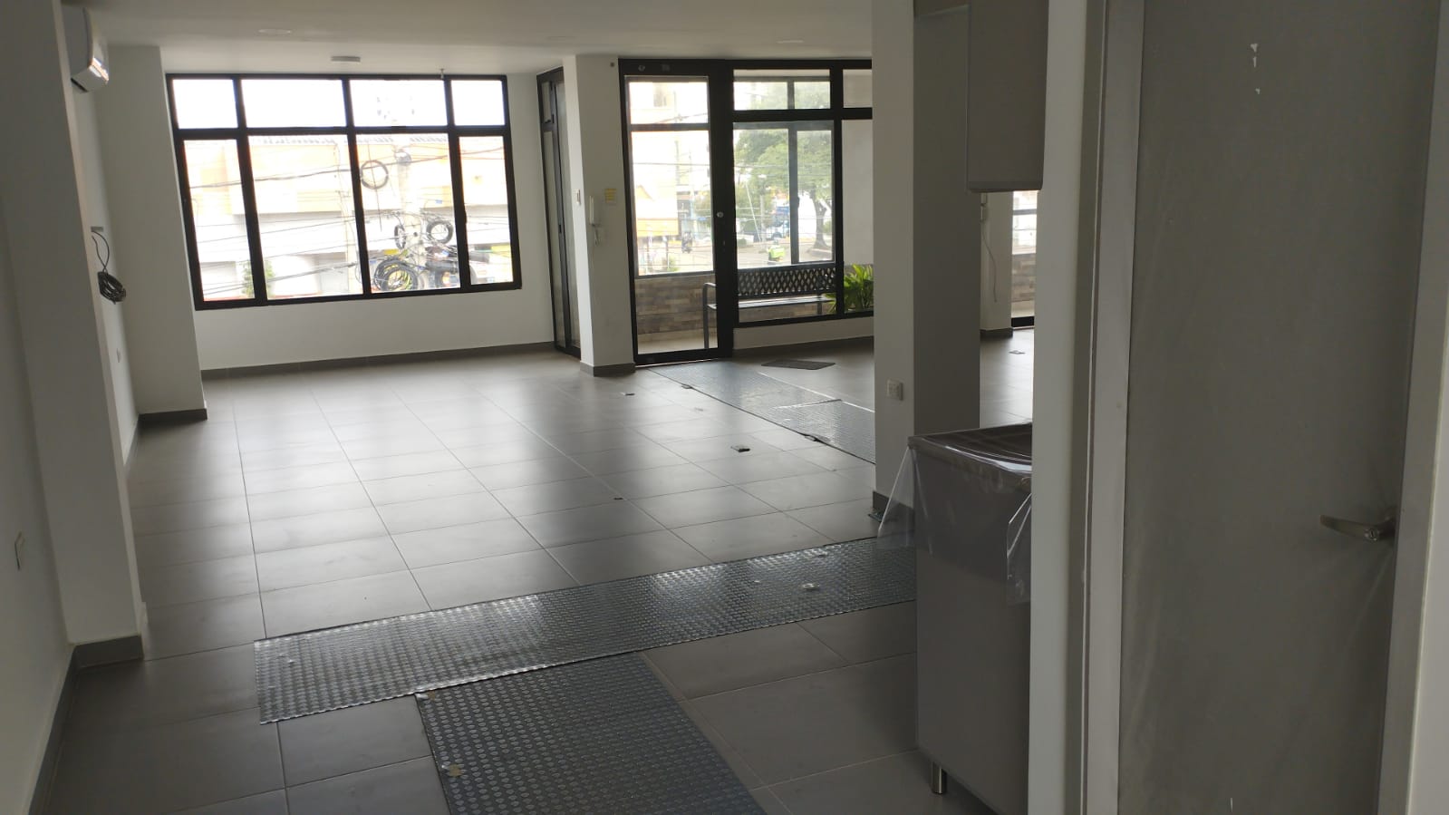 Local en venta en Granadillo, Barranquilla, 111 m² · foto 4 de 15