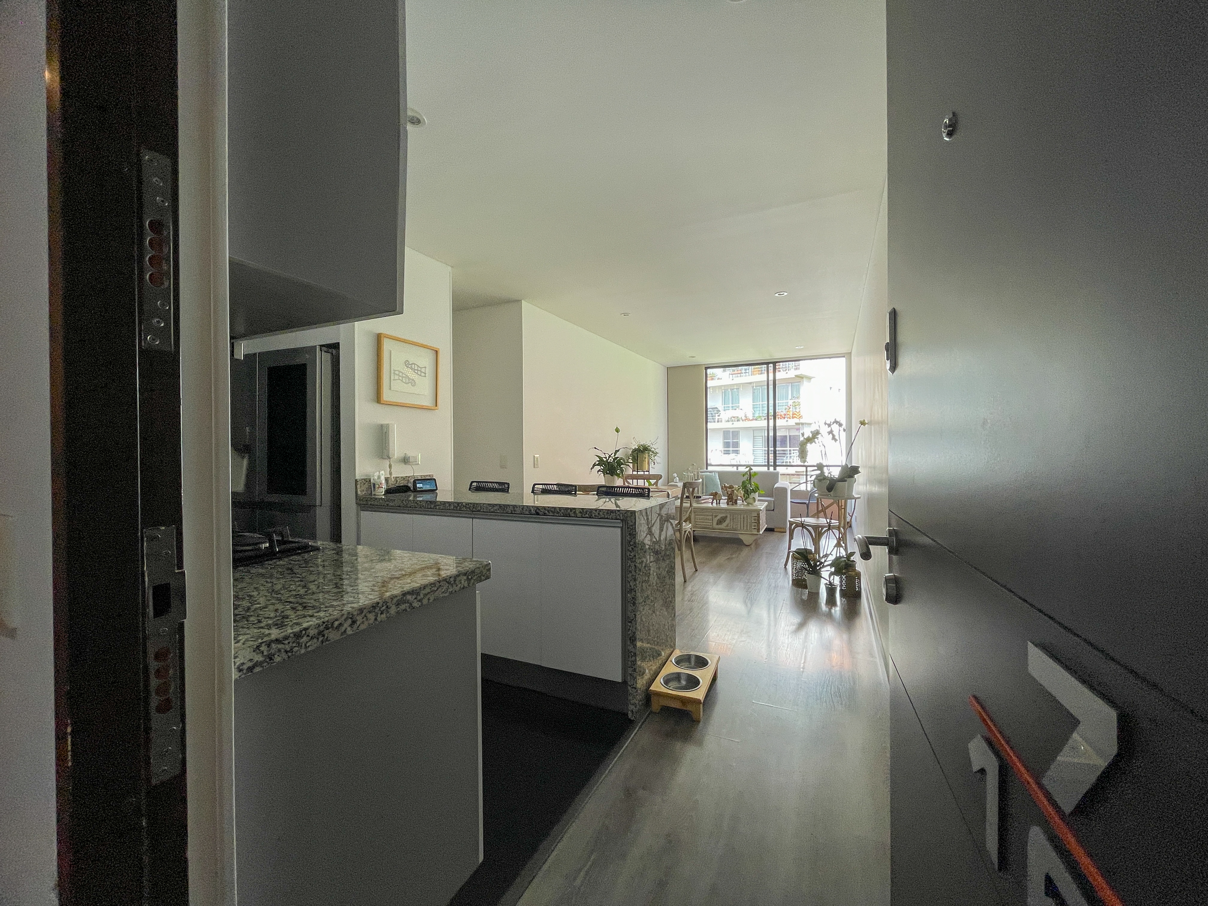 Apartamento de 2 alcobas en venta en Chapinero Alto, Bogotá, 78 m² · foto 2 de 24