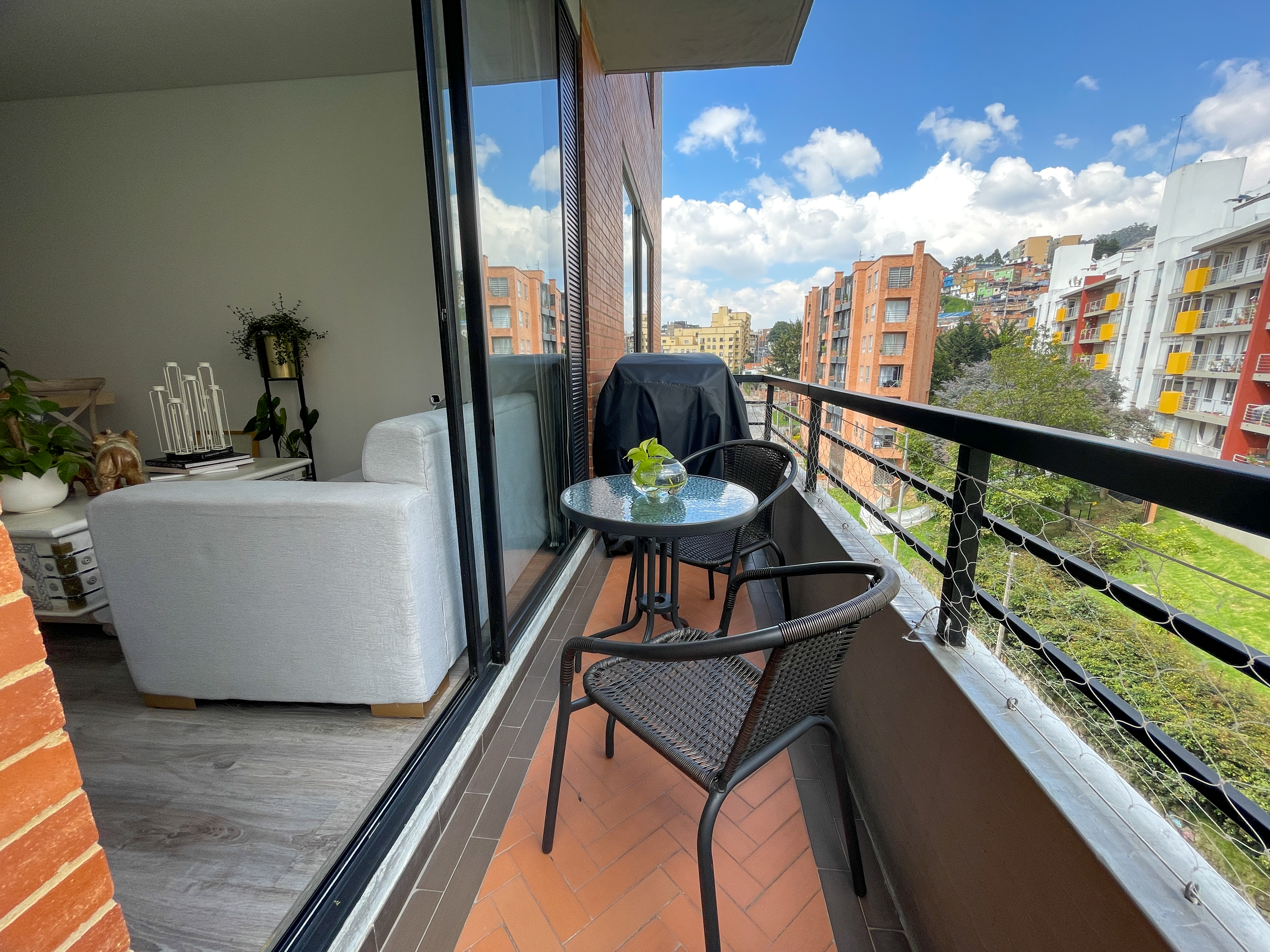 Apartamento de 2 alcobas en venta en Chapinero Alto, Bogotá, 78 m² · foto 5 de 24