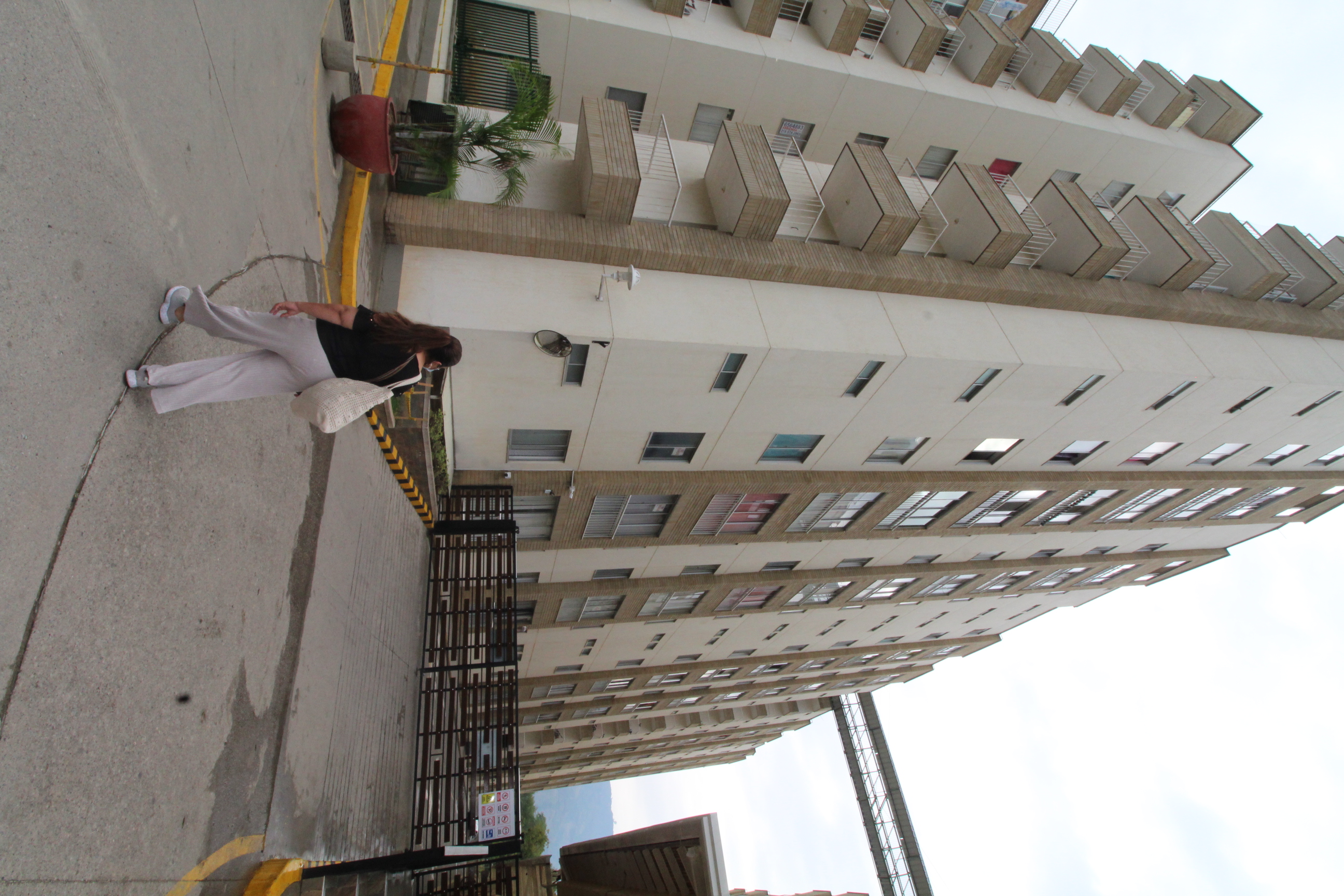 Apartamento de 3 alcobas en venta en Cd. Valle De Barroblanco, Piedecuesta, 60 m² · foto 2 de 14