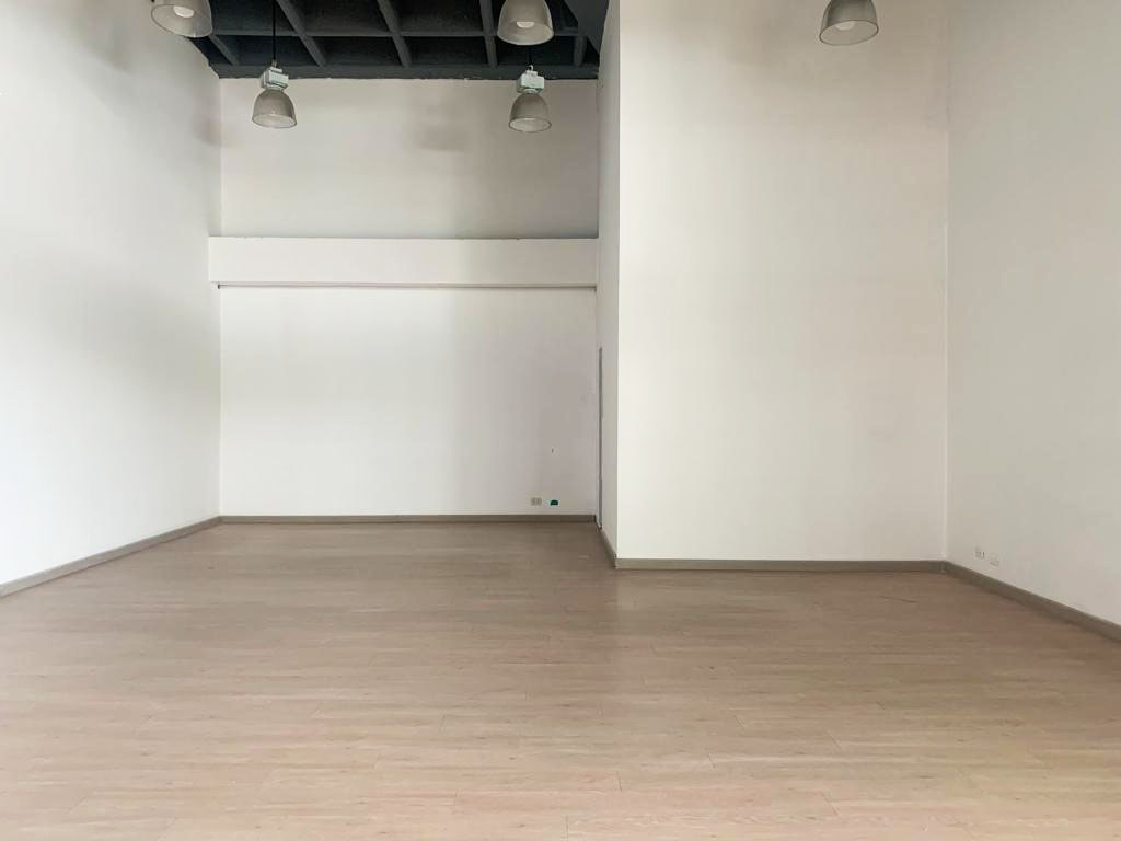 Local en arriendo en San Diego, Medellín, 79 m² · foto 5 de 5