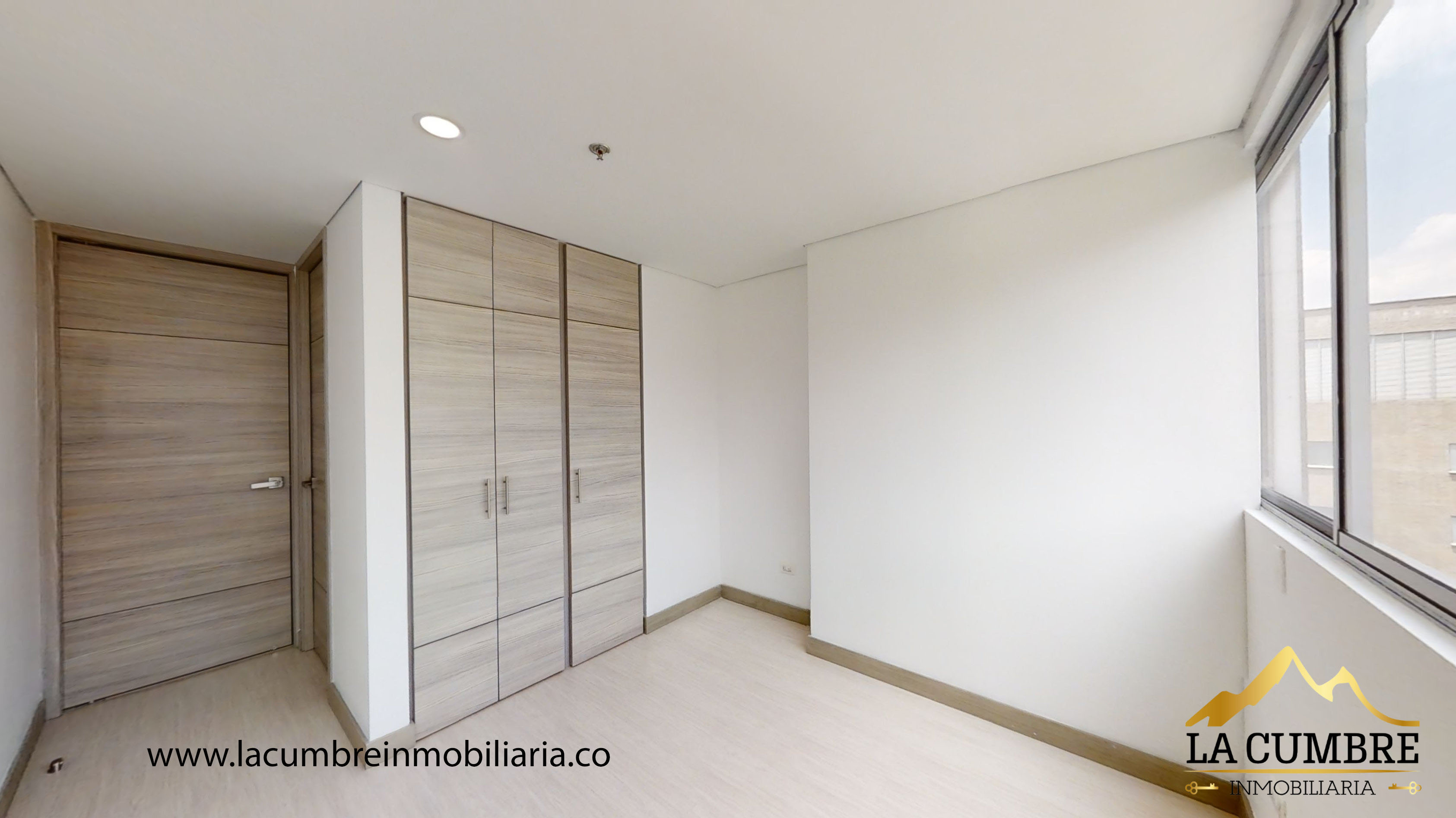 Apartamento en arriendo en Castropol, Medellín · foto 9 de 12