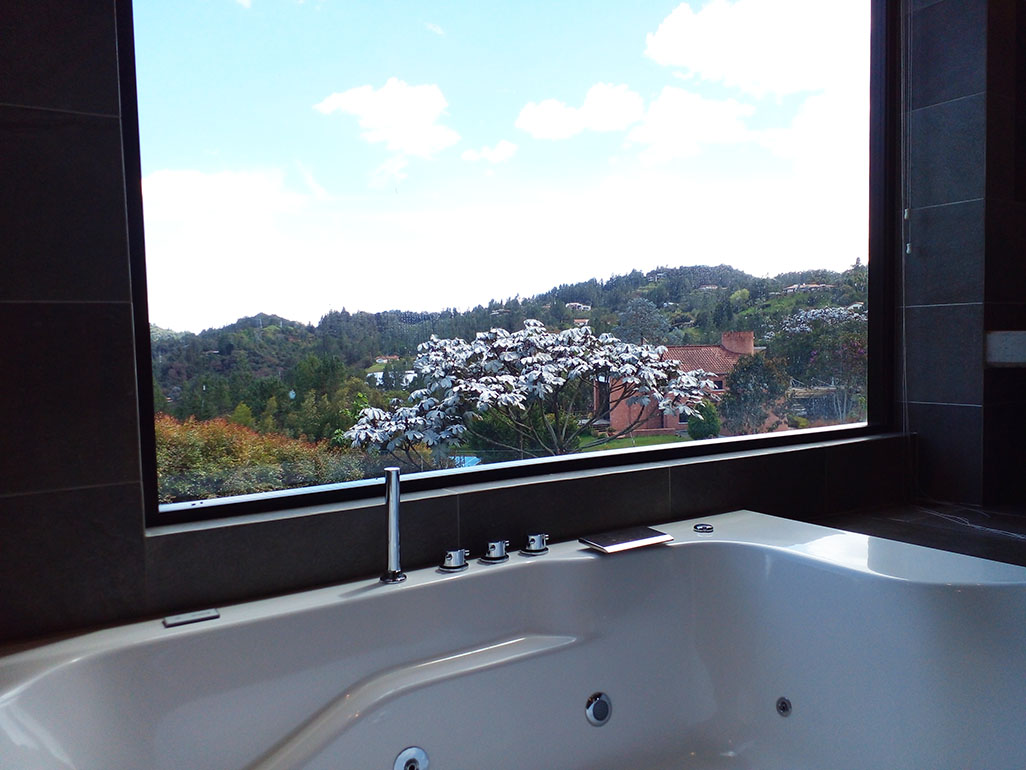 Casa de 3 alcobas en venta en Loma Del Escobero, Envigado, 450 m² · foto 16 de 20