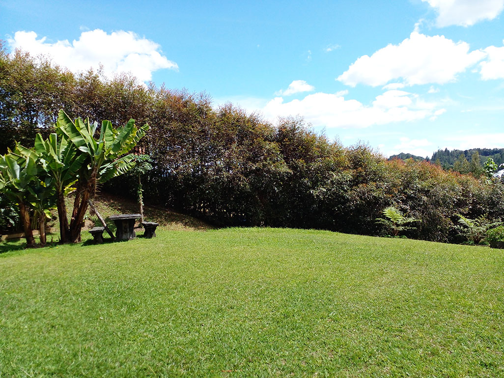 Casa de 3 alcobas en venta en Loma Del Escobero, Envigado, 450 m² · foto 19 de 20