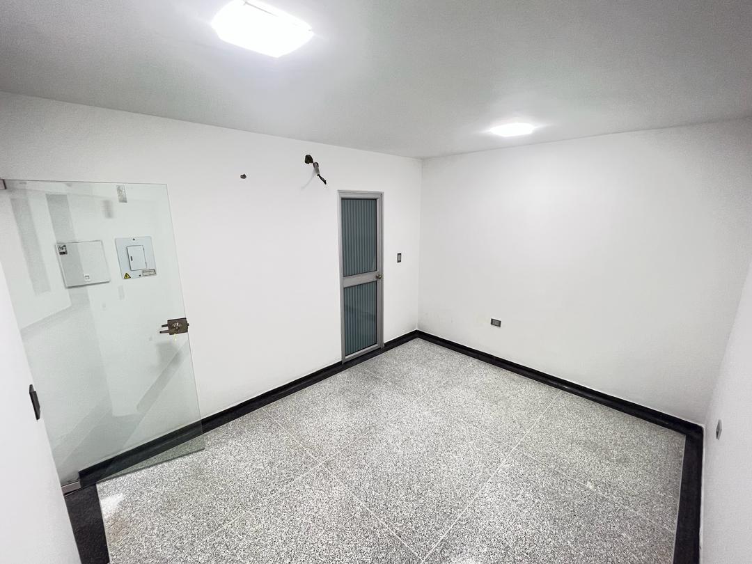 Local en arriendo en Videlso, Los Patios, 9 m² · foto 5 de 7