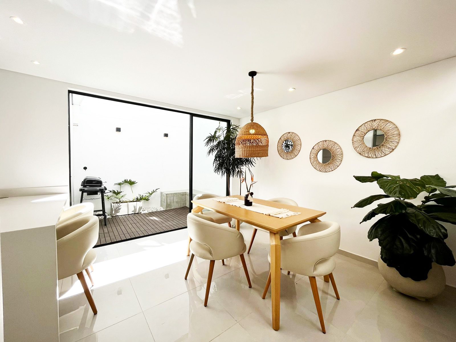 Casa de 3 alcobas en venta en La Ceja, 155 m² · foto 2 de 14