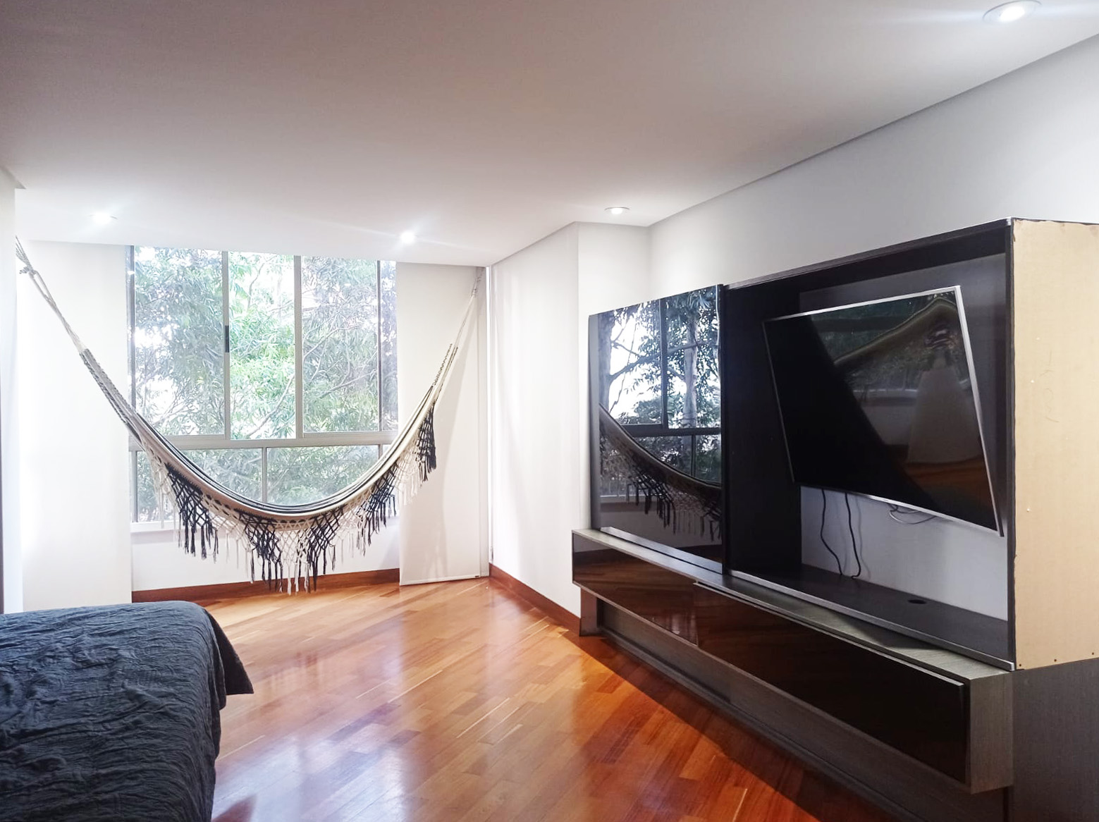 Apartamento de 3 alcobas en arriendo en El Tesoro, Medellín, 218 m² · foto 7 de 20