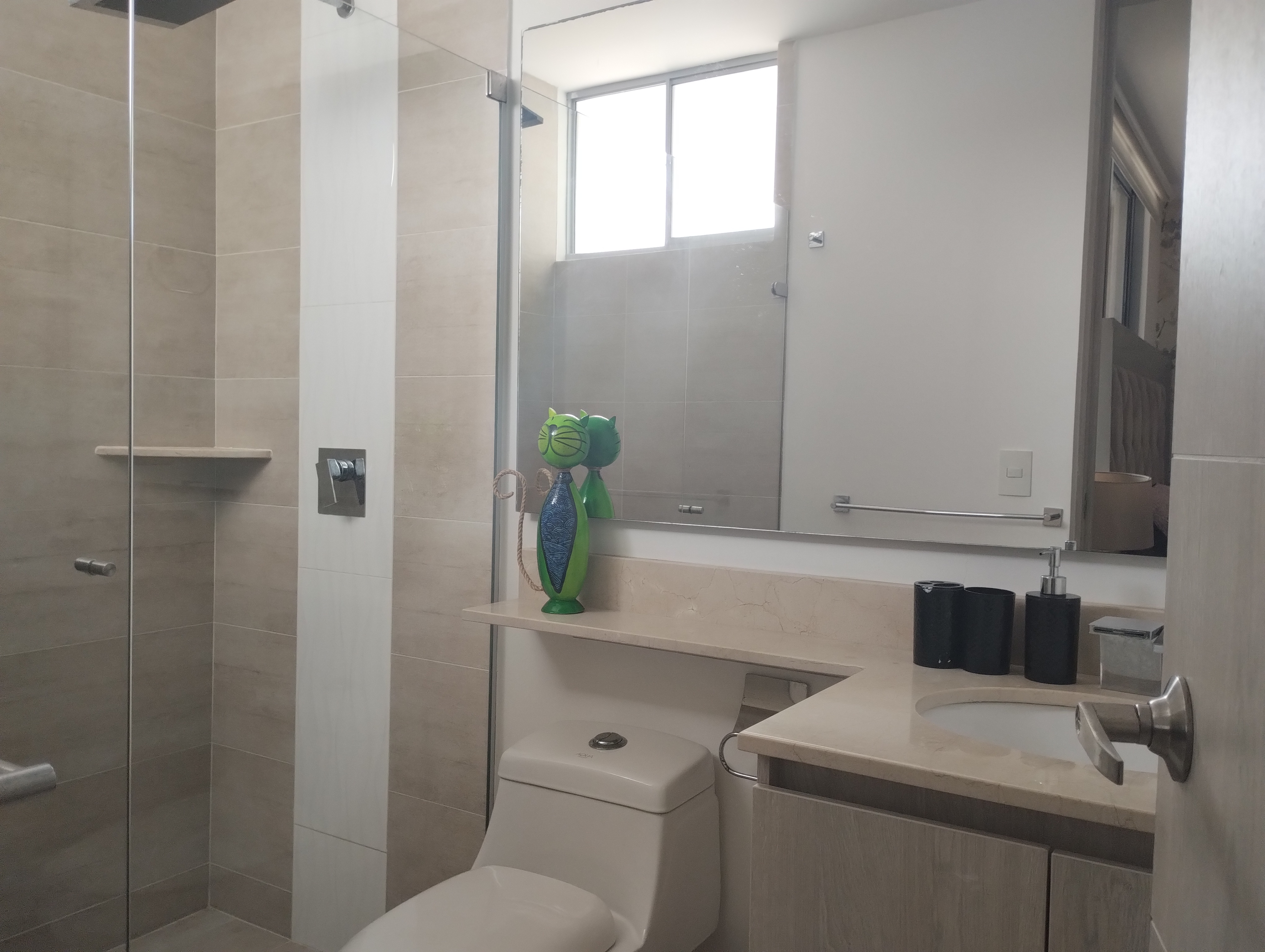 Apartamento de 3 alcobas en arriendo en Ub. Altos De Parque, Barranquilla, 146 m² · foto 10 de 10