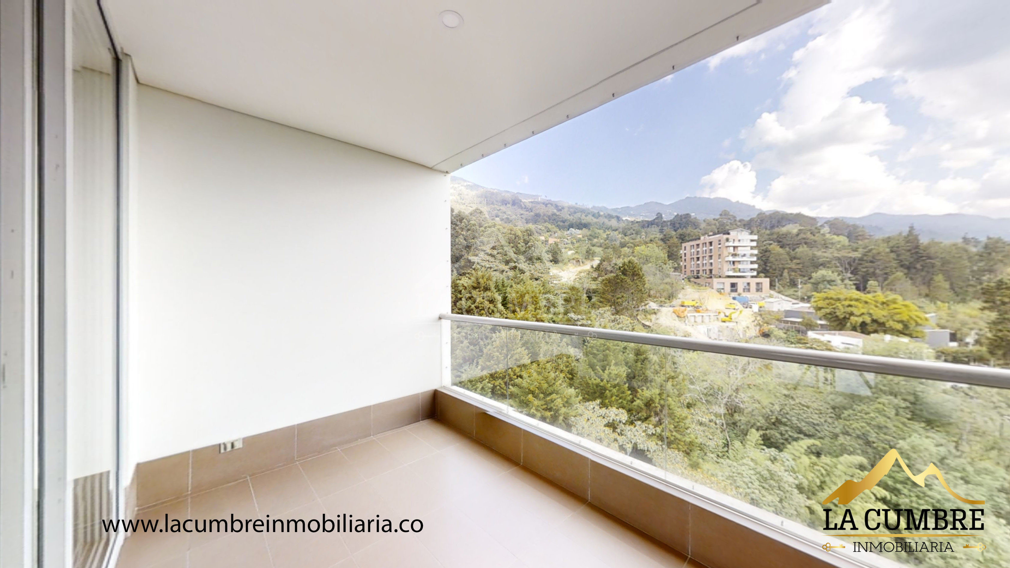 Apartamento en arriendo en El Poblado, Medellín · foto 11 de 13