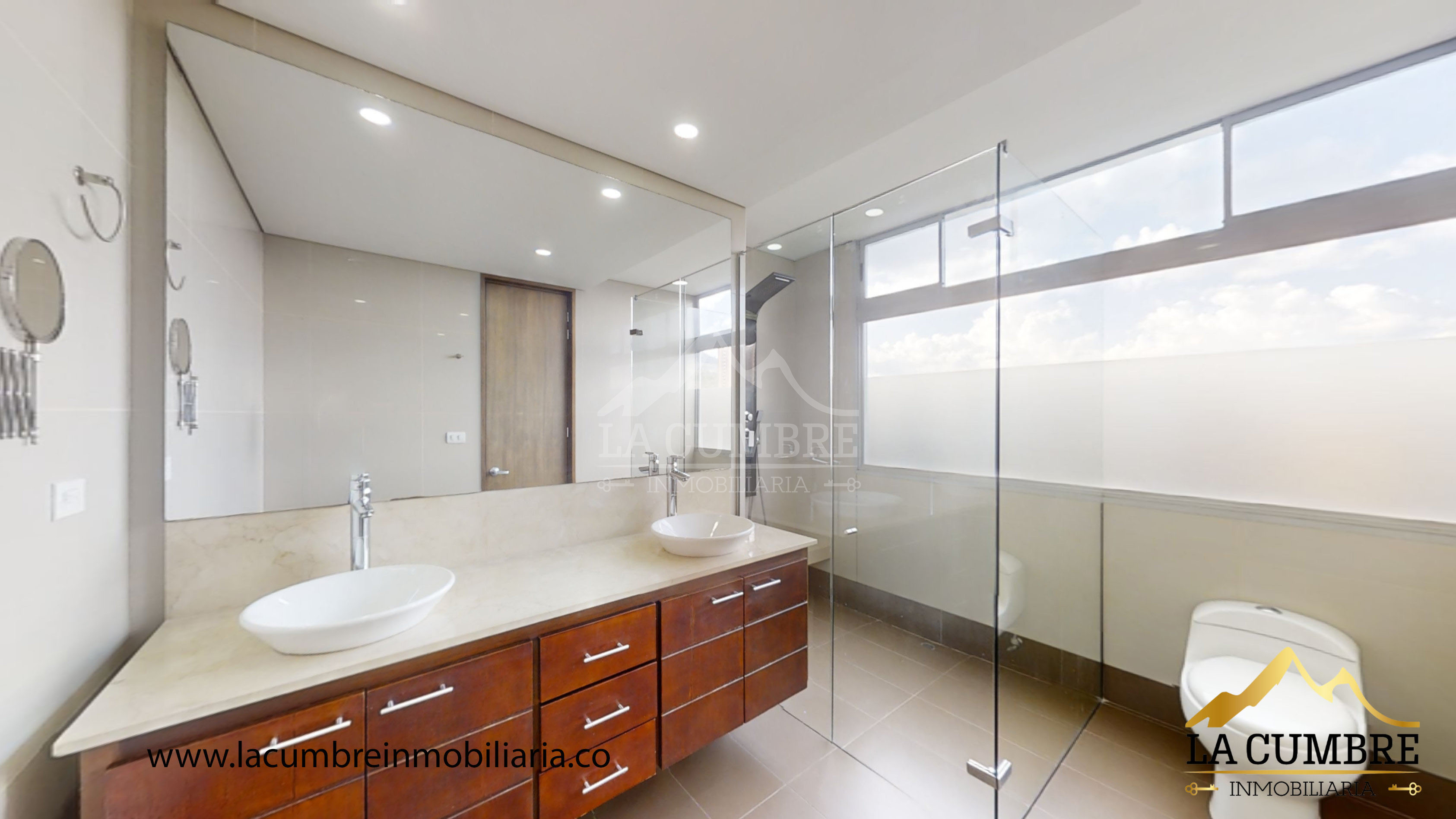 Apartamento en arriendo en El Poblado, Medellín · foto 12 de 13